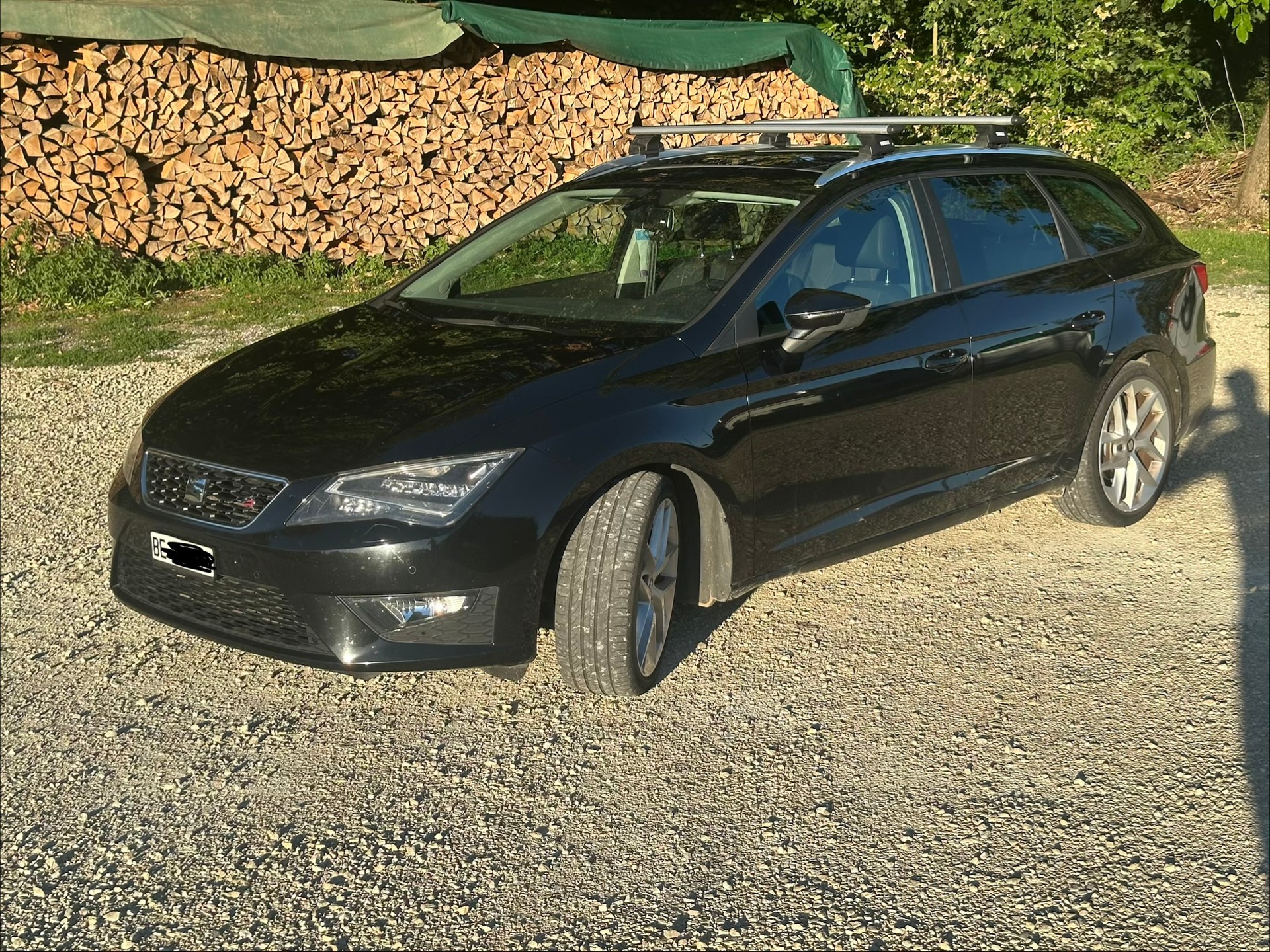 SEAT Leon ST2.0 4Drive-image-0