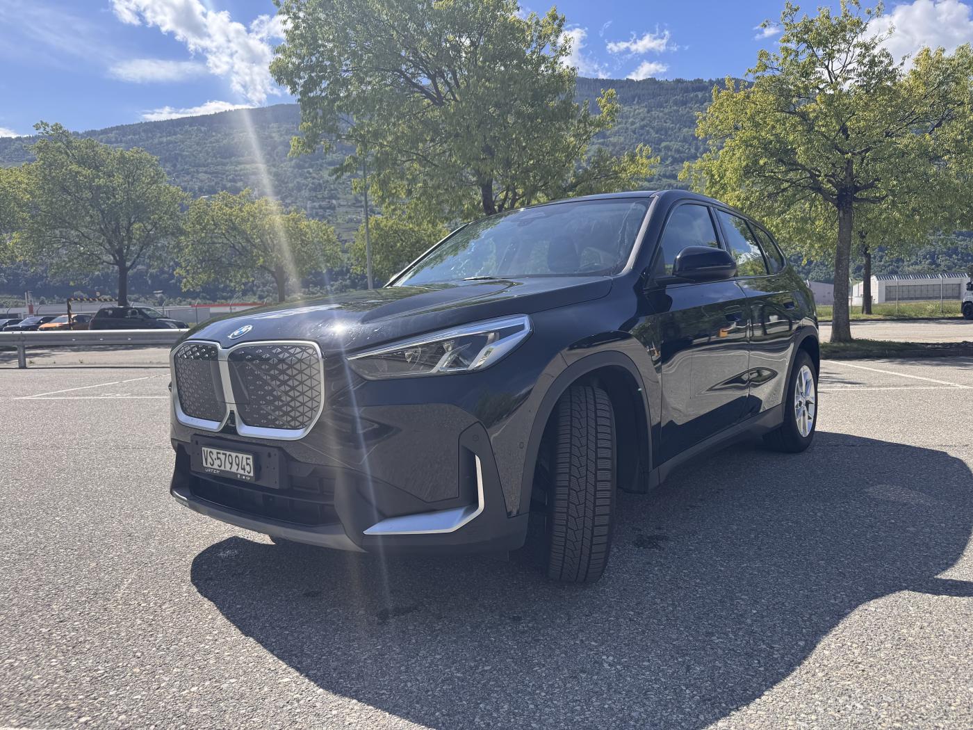 BMW iX1 eDrive 20-image-0