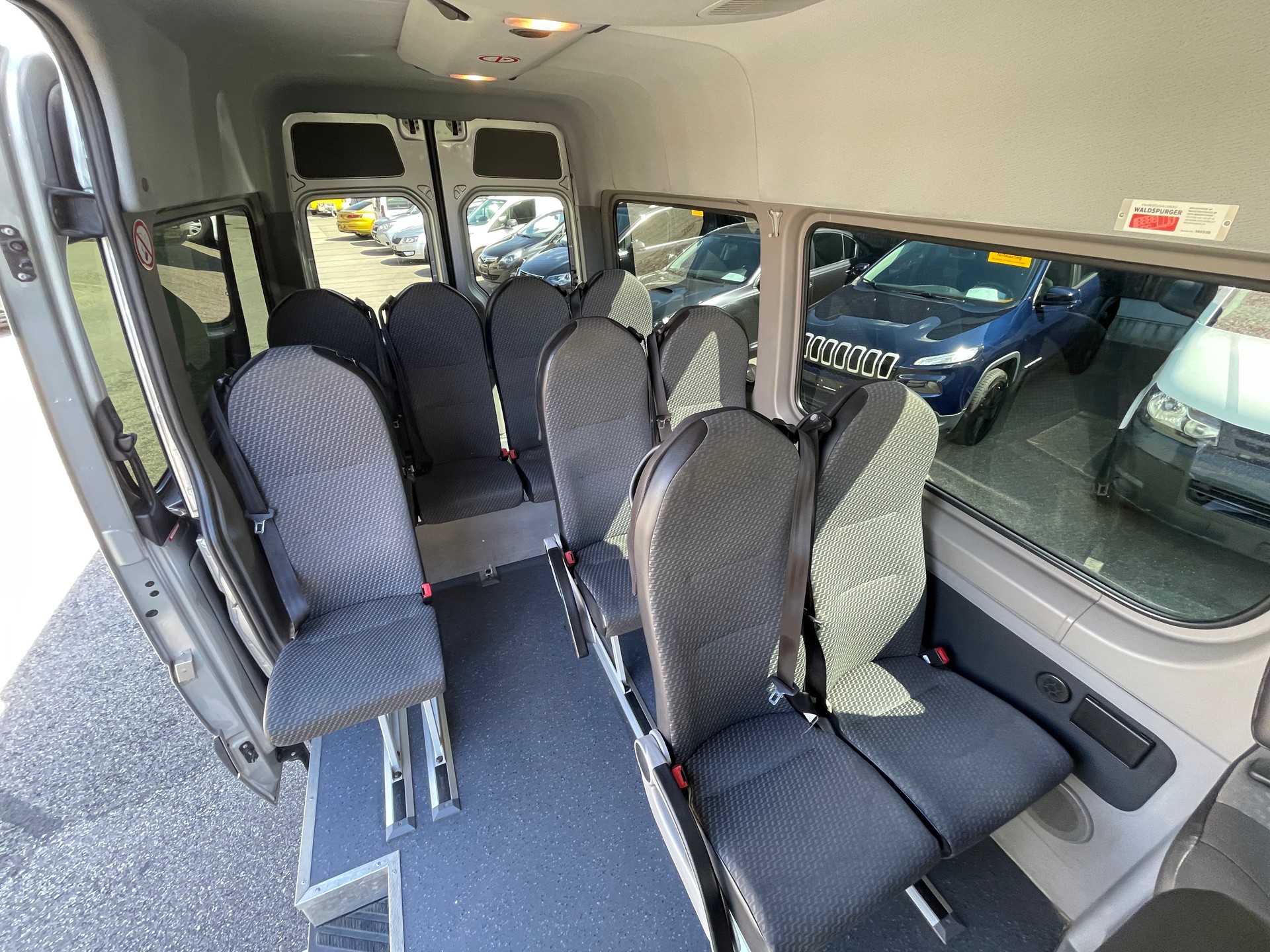 VW Crafter 35 2.0 TDI * 12 Sitze-image-11