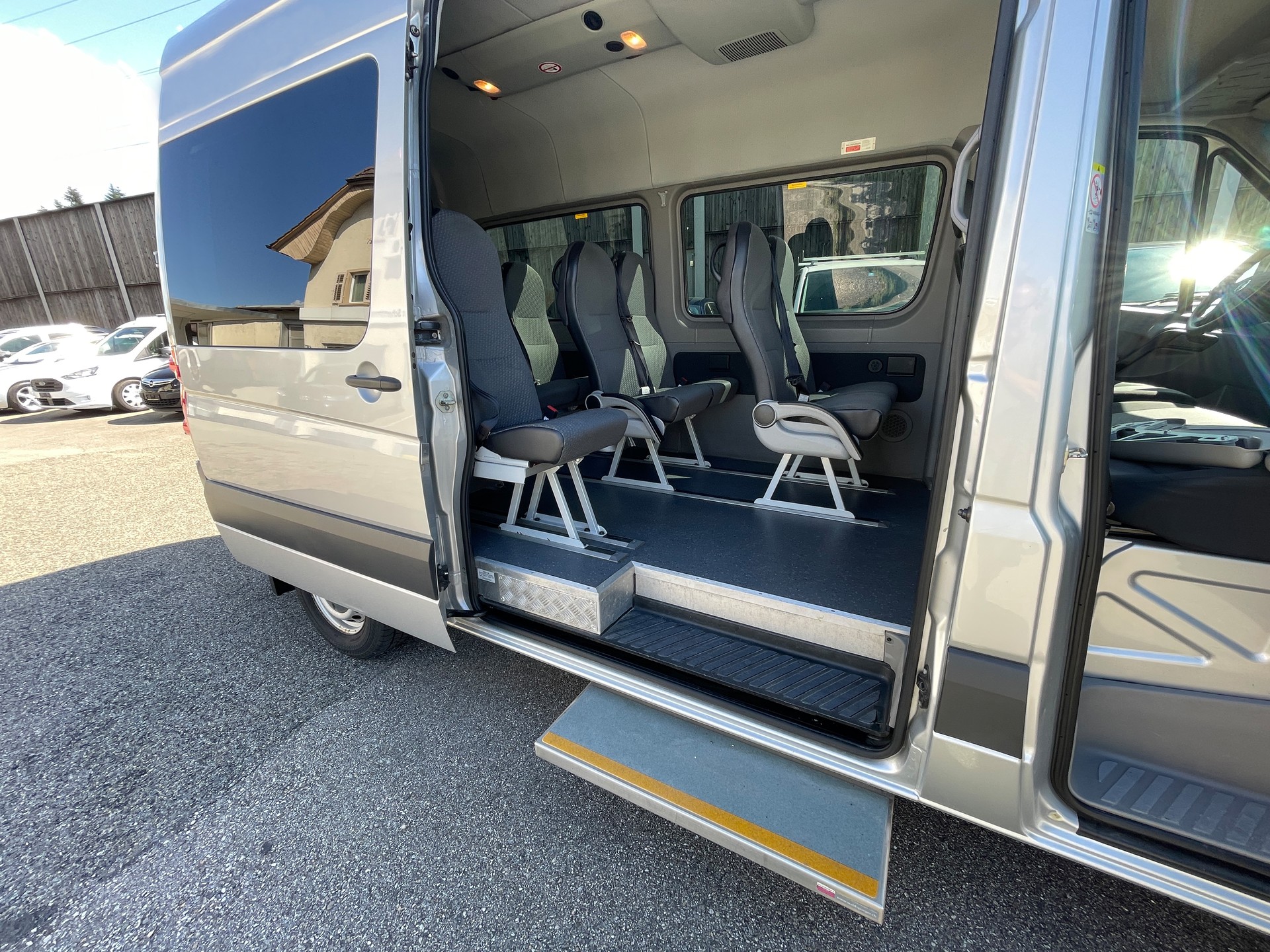 VW Crafter 35 2.0 TDI * 12 Sitze-image-13