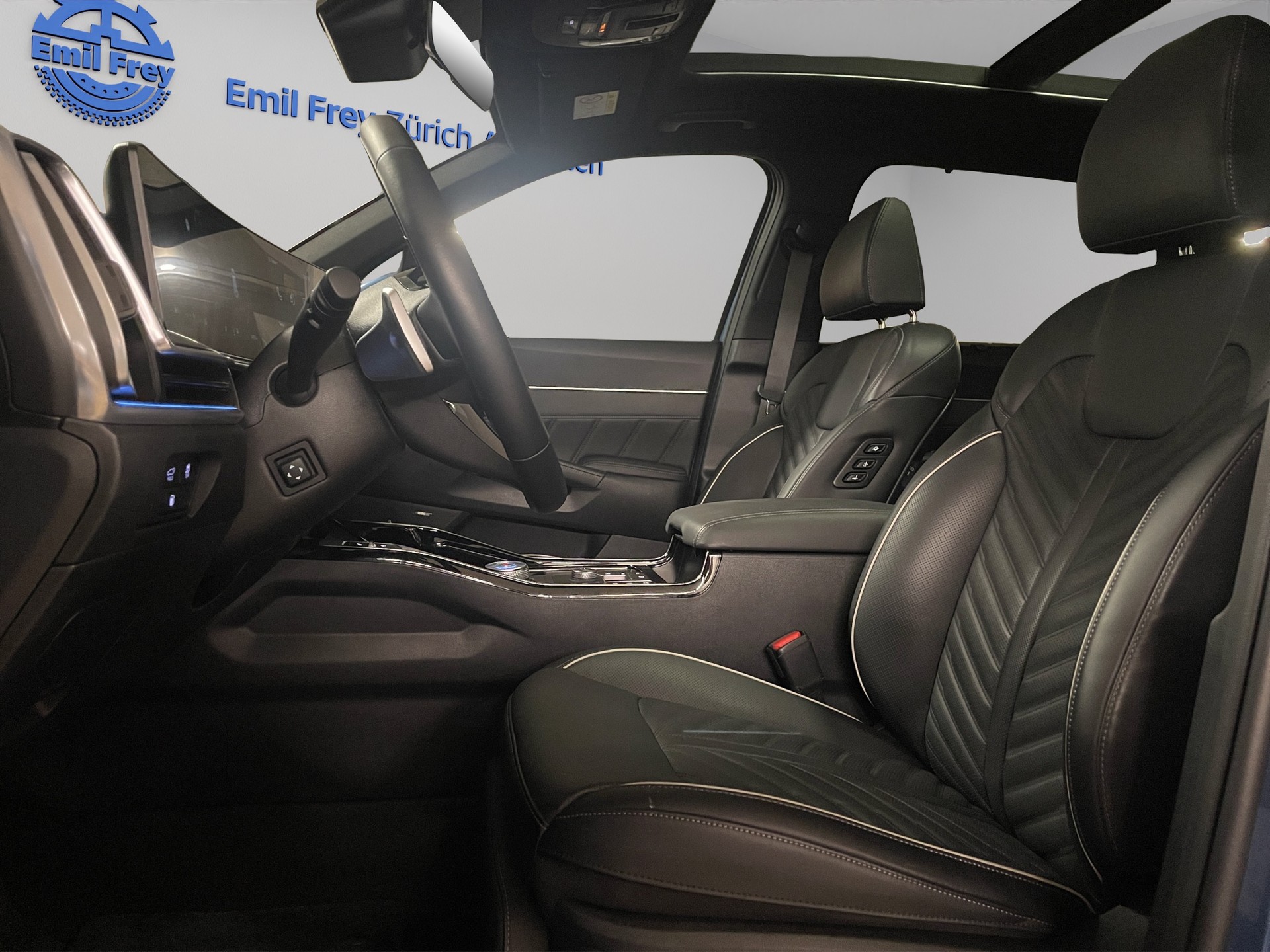 KIA Sorento 1.6 T-GDi Plug-in Hybrid Style-image-5