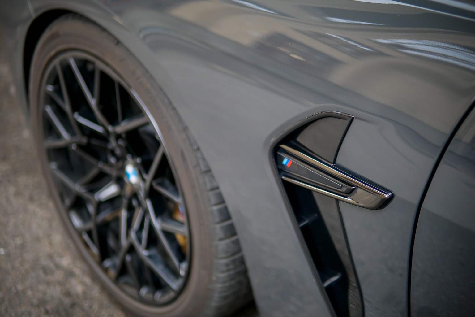 BMW M8 xDrive M Competition Steptronic-image-23