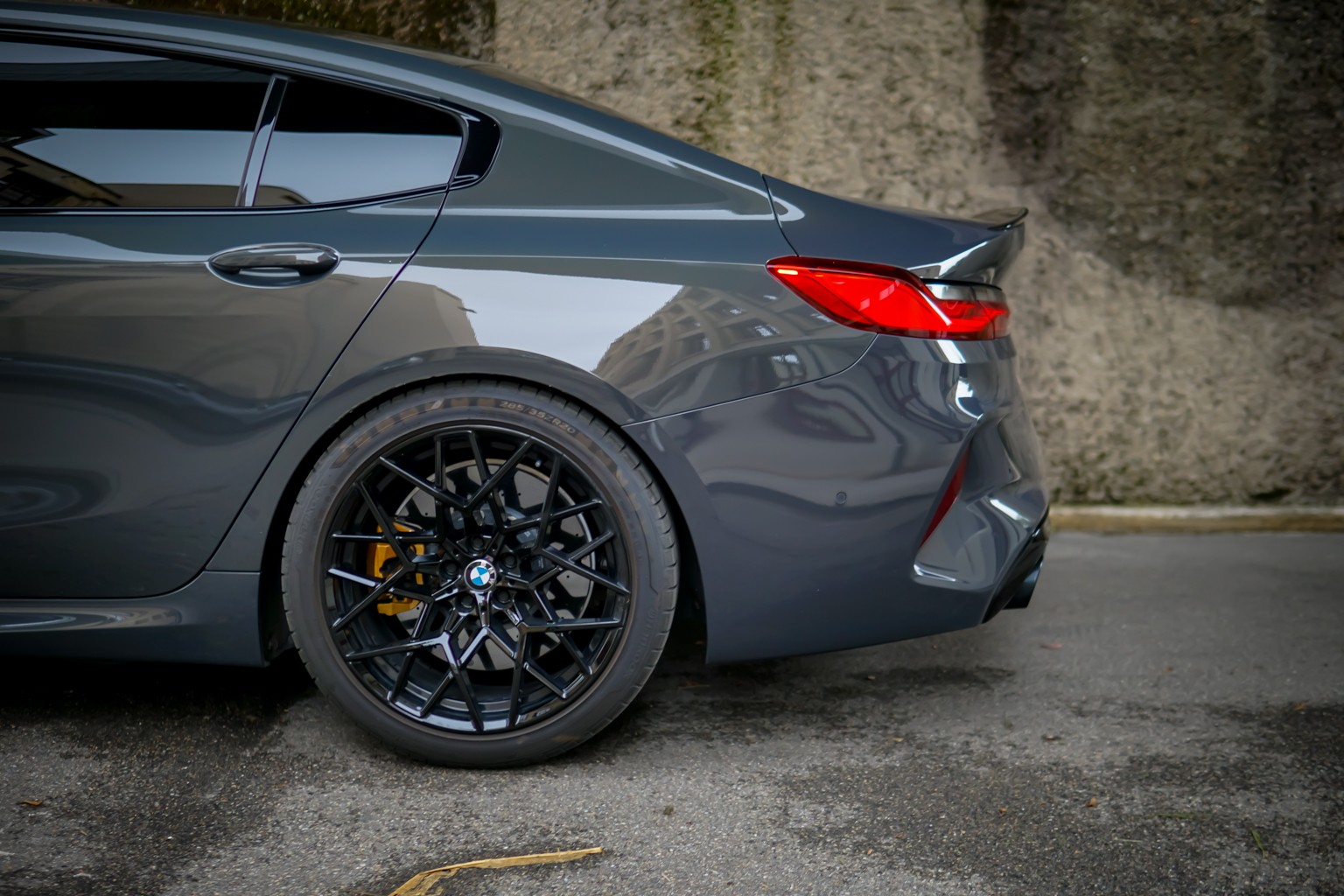 BMW M8 xDrive M Competition Steptronic-image-24