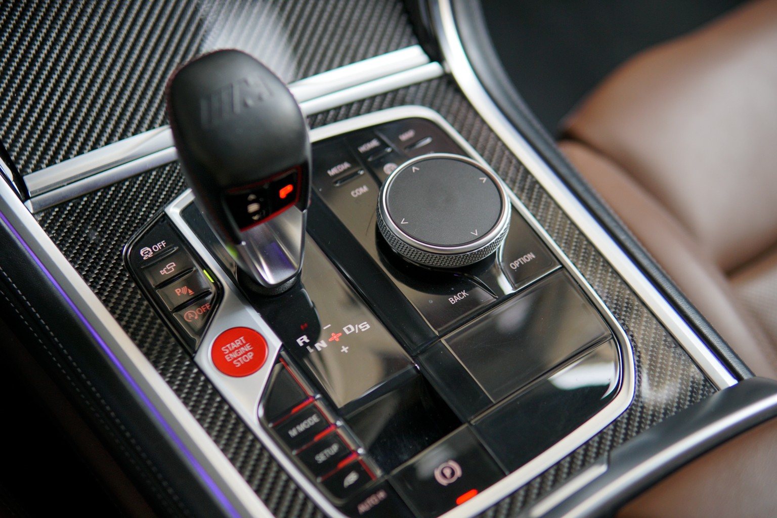 BMW M8 xDrive M Competition Steptronic-image-16