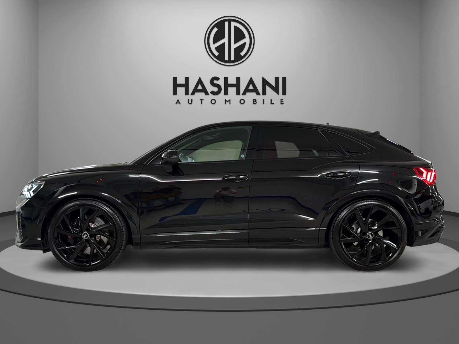 AUDI RS Q3 Sportback quattro S tronic-image-3