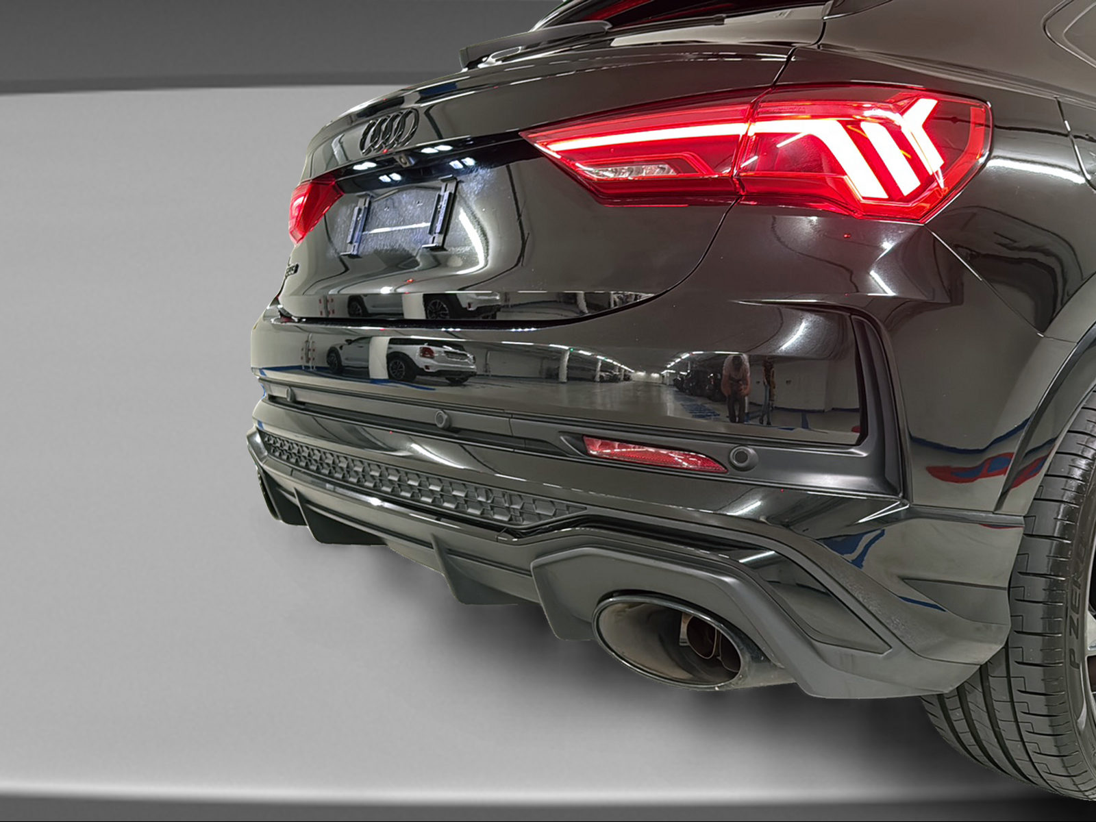 AUDI RS Q3 Sportback quattro S tronic-image-8