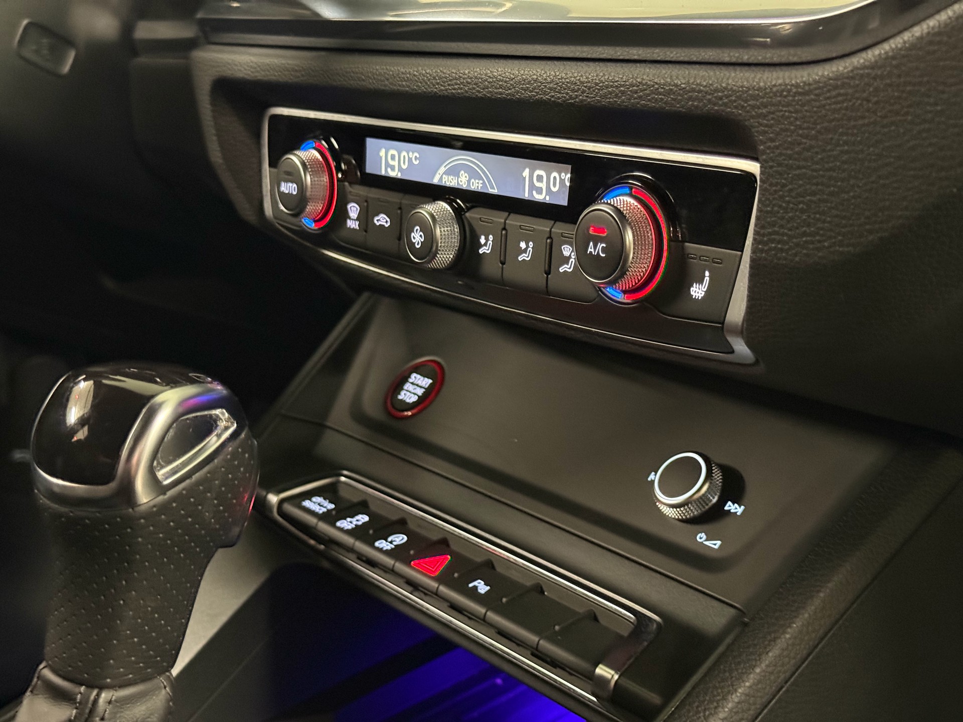 AUDI RS Q3 Sportback quattro S tronic-image-20