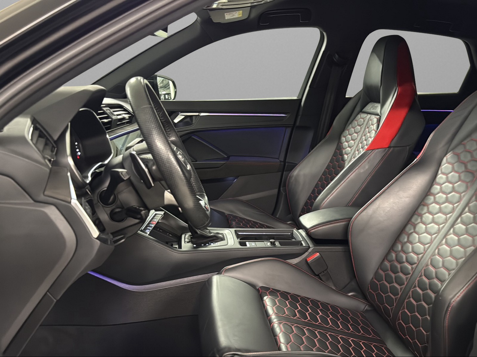 AUDI RS Q3 Sportback quattro S tronic-image-14
