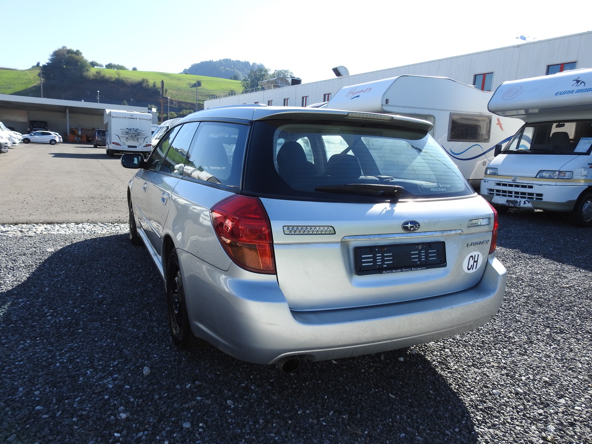 SUBARU Legacy 2.0i AWD Swiss-image-3