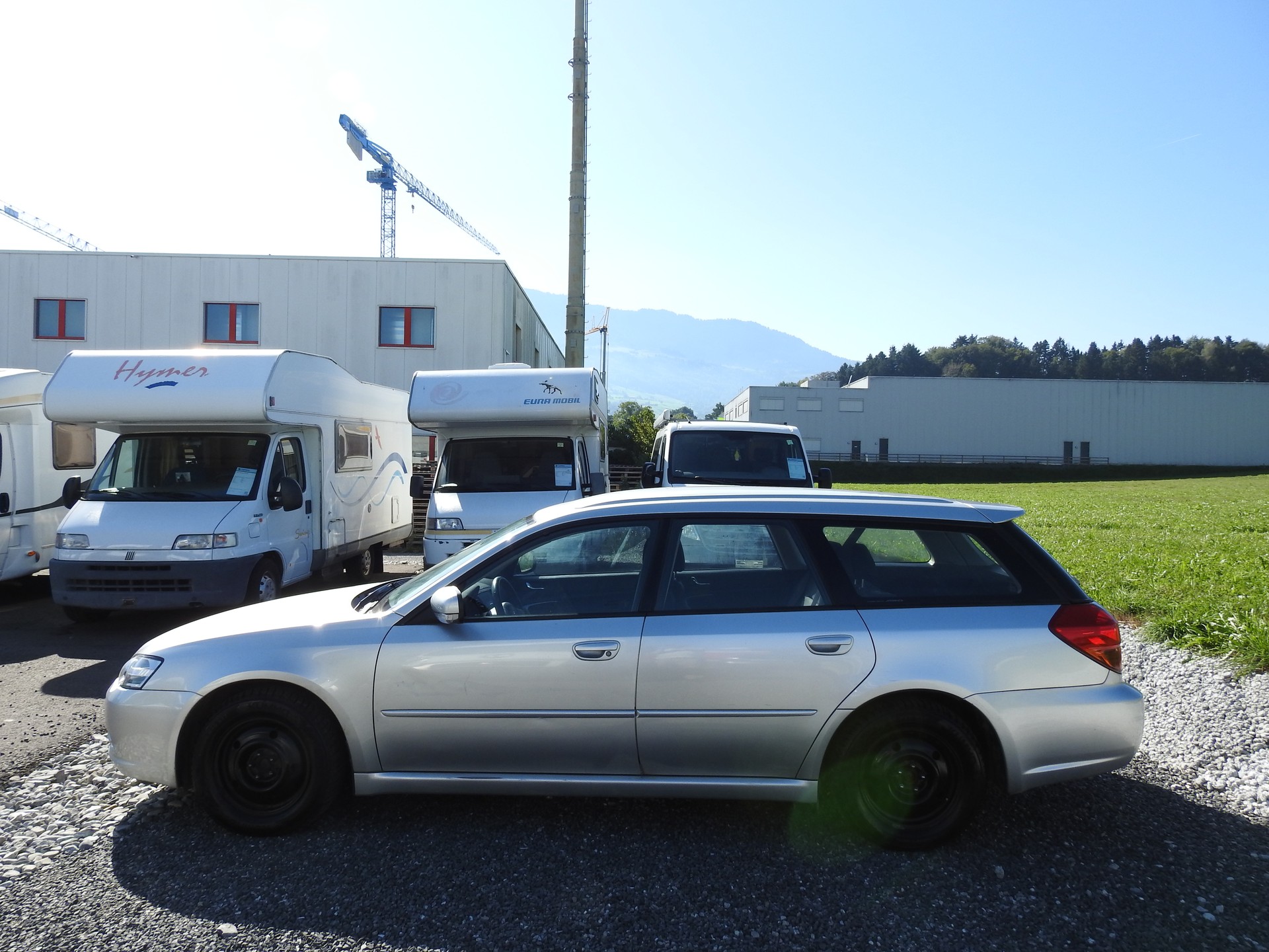 SUBARU Legacy 2.0i AWD Swiss-image-2