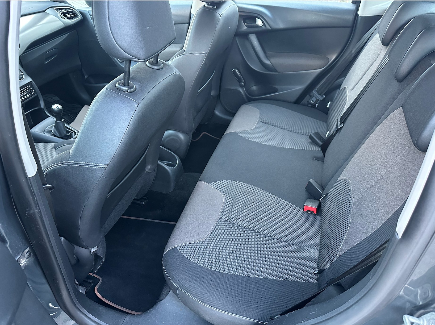CITROEN C3 1.2i Exclusive-image-13
