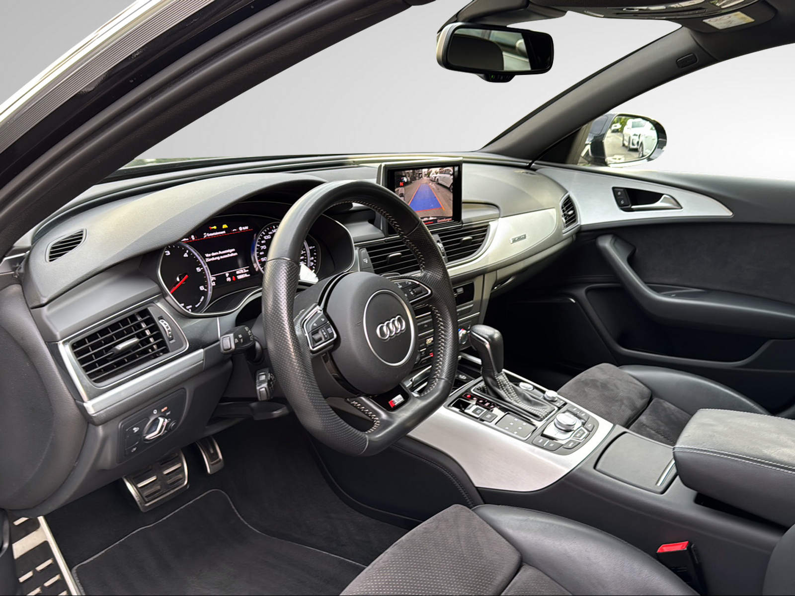 AUDI A6 Avant 3.0 TDI V6 quattro S-tronic-image-13
