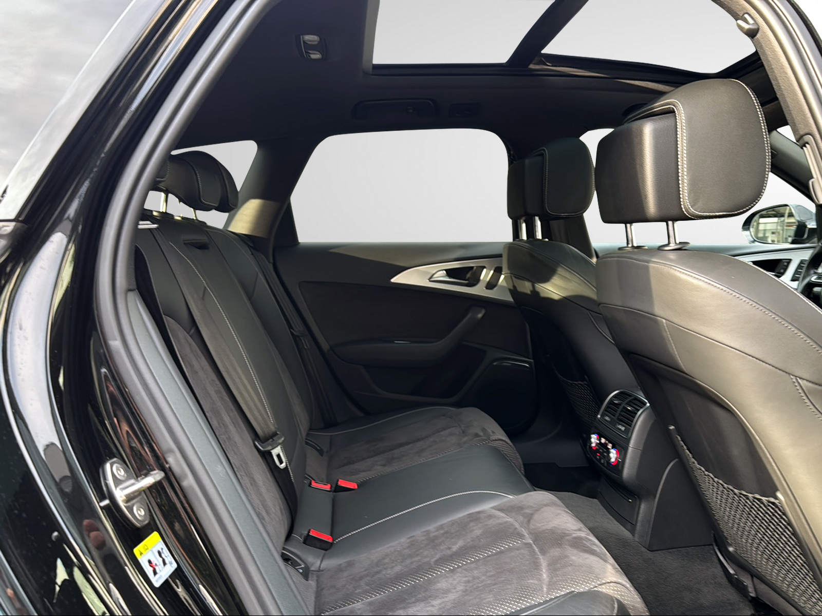 AUDI A6 Avant 3.0 TDI V6 quattro S-tronic-image-22