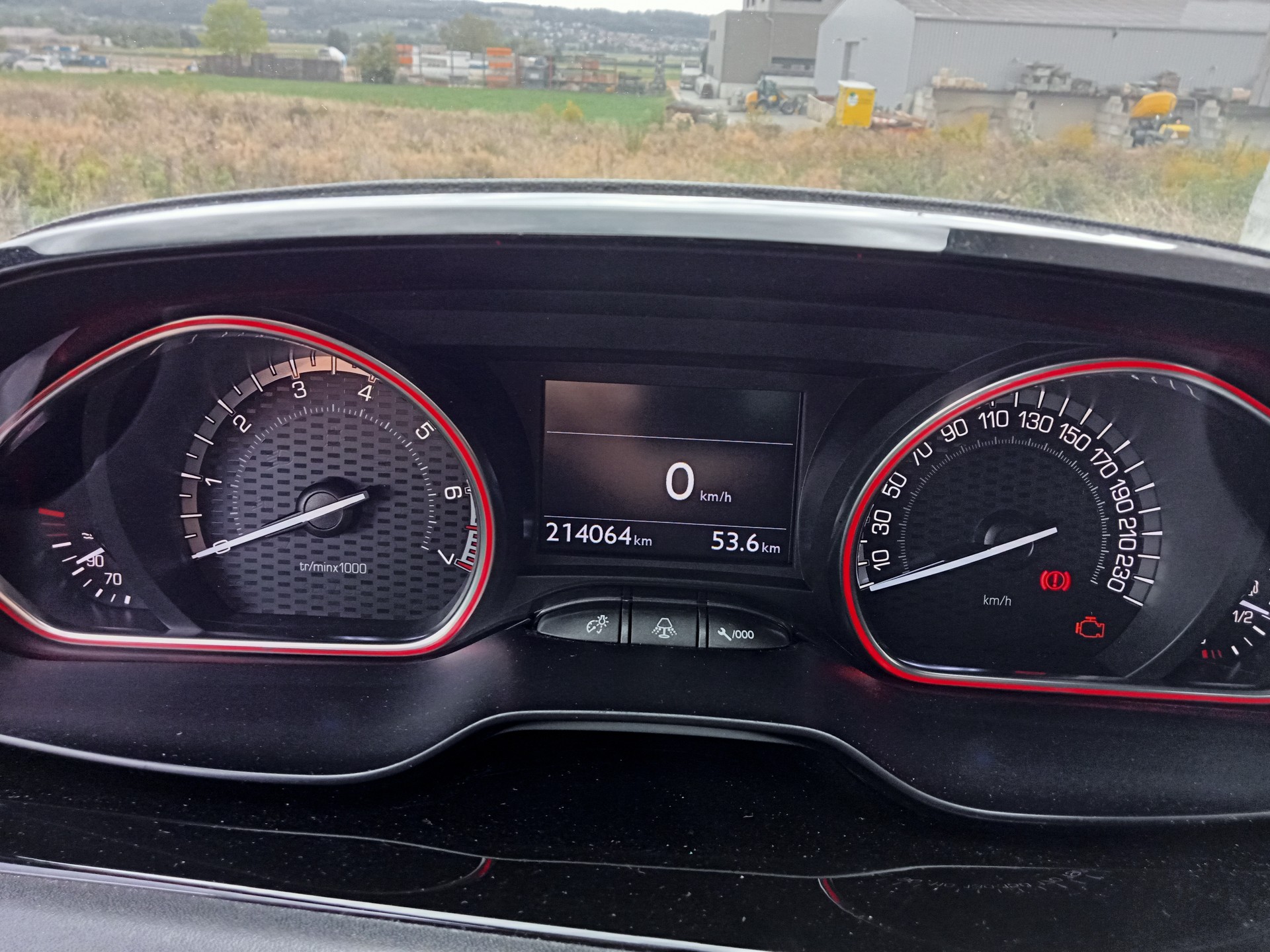 PEUGEOT 208 1.6 Turbo GTi-image-8