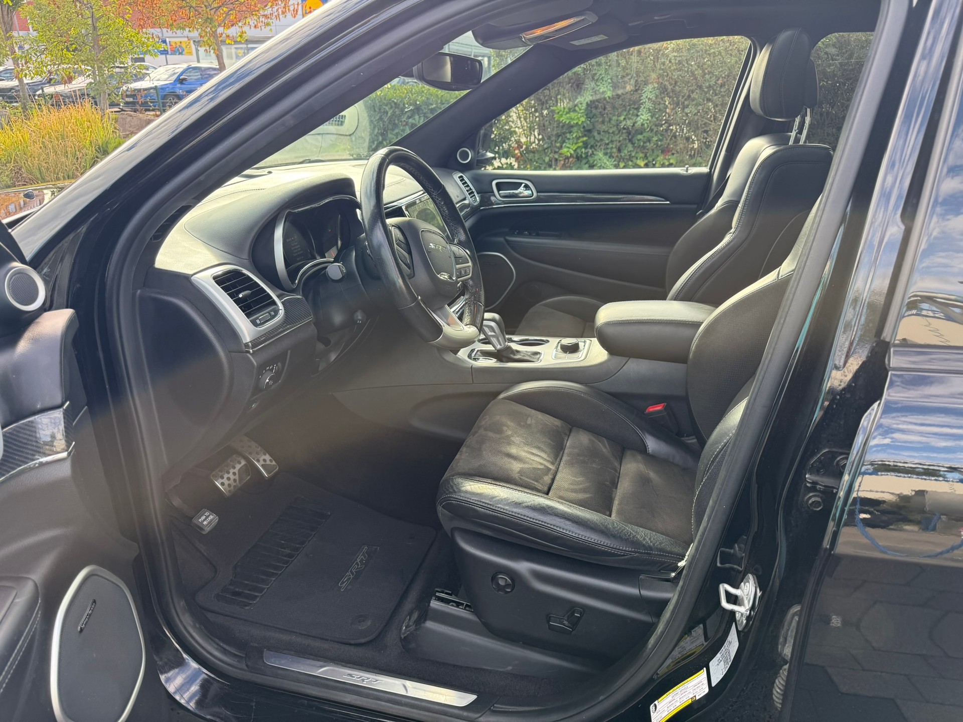 JEEP 6.4 V8 HEMI SRT8-image-5