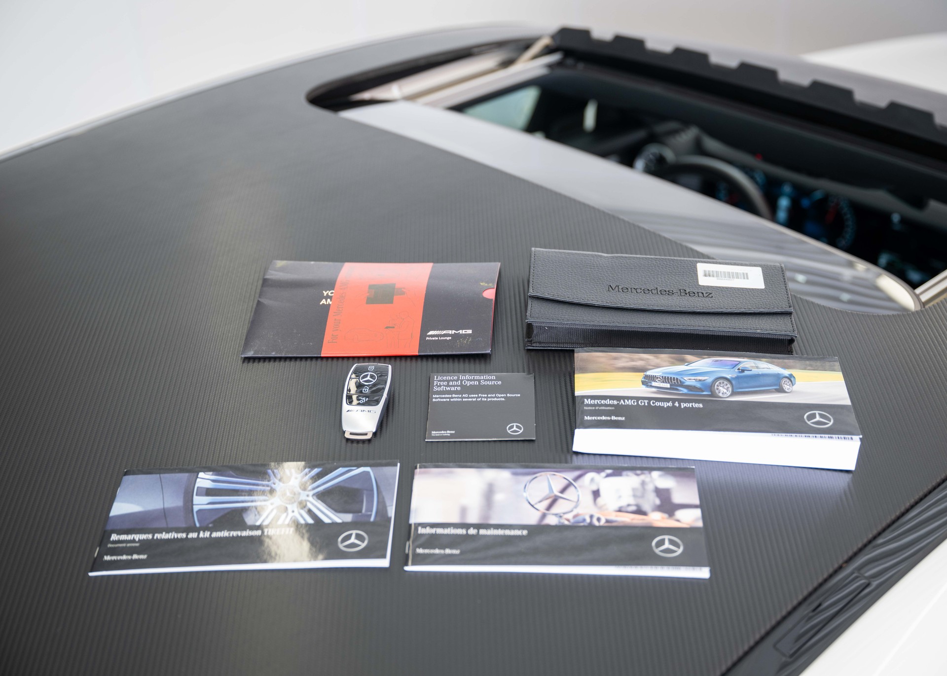 MERCEDES-BENZ AMG GT 4 63 S 4Matic+ E Performance (Swiss car, 1st hand, perfect condition)-image-31