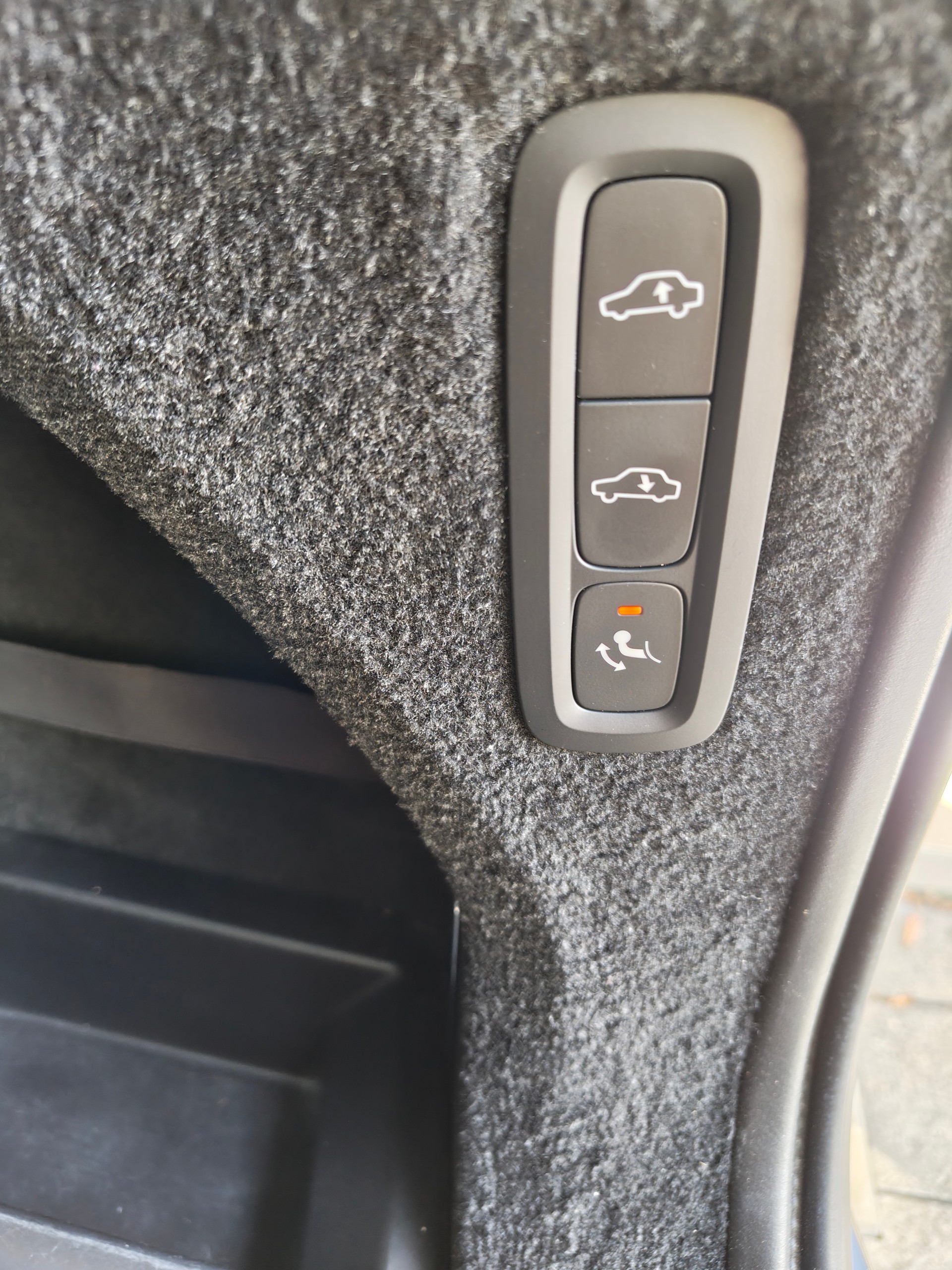 VOLVO 2.0 T6 Inscription 7P. AWD-image-19