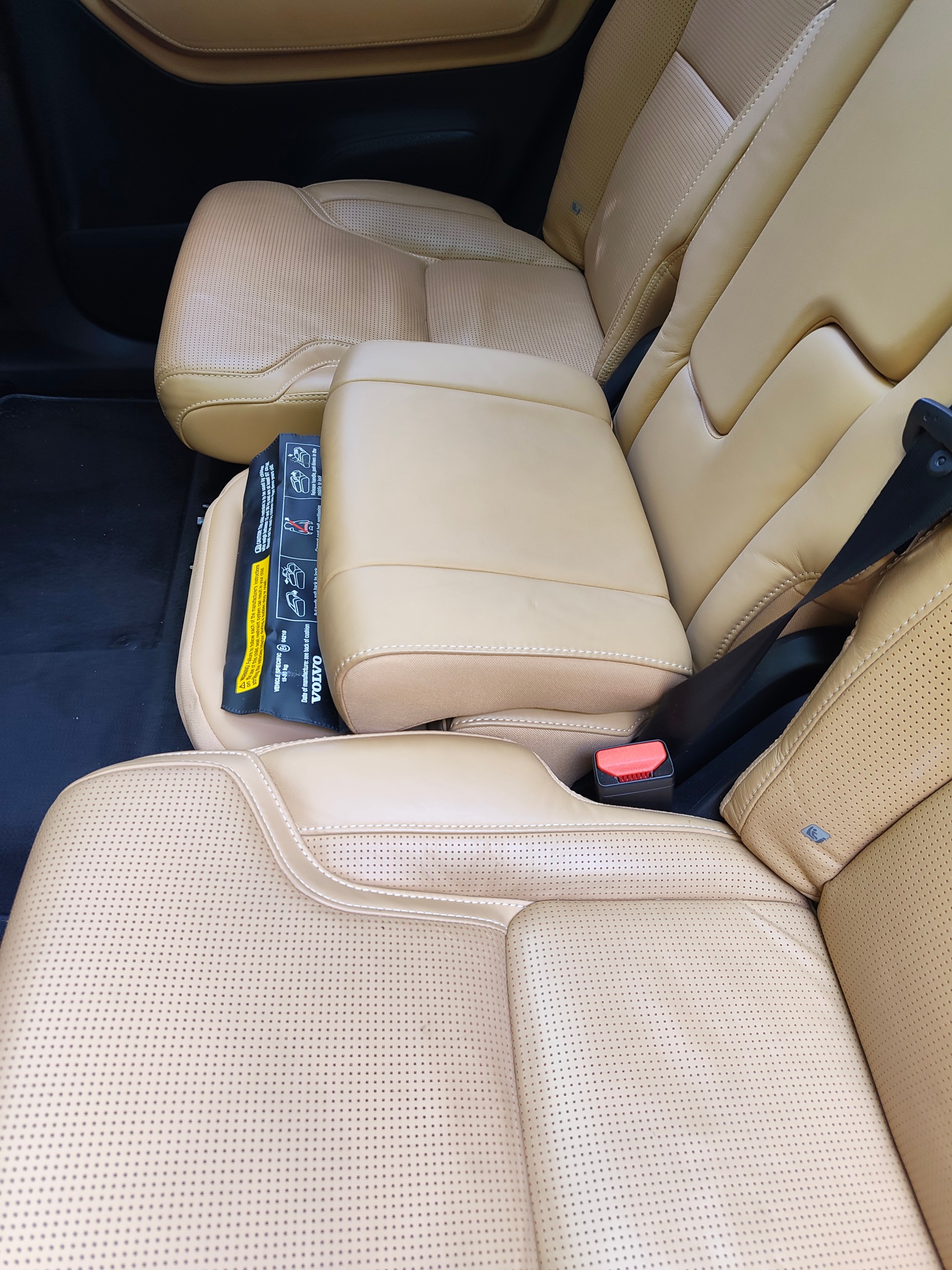 VOLVO 2.0 T6 Inscription 7P. AWD-image-15