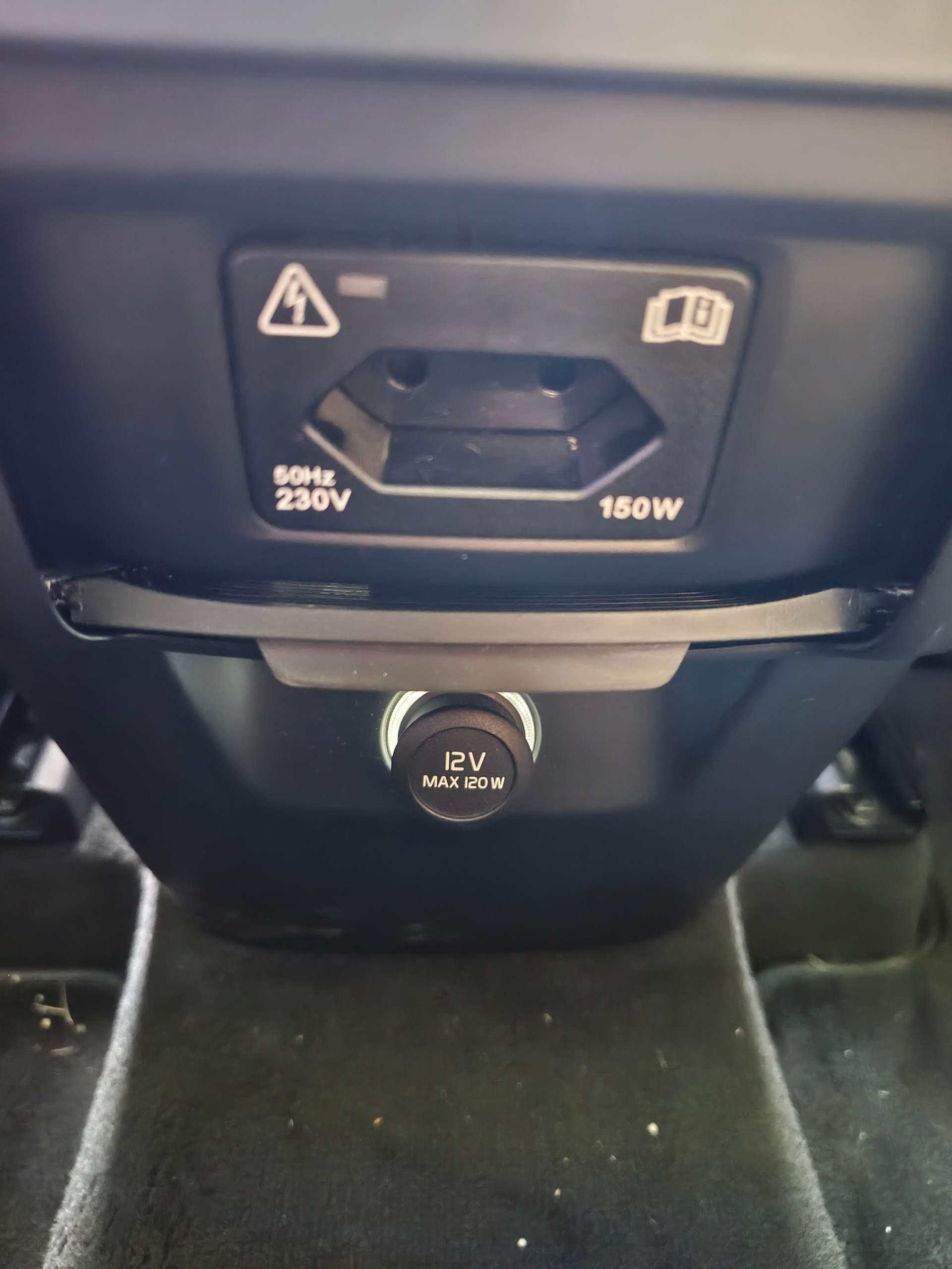 VOLVO 2.0 T6 Inscription 7P. AWD-image-18