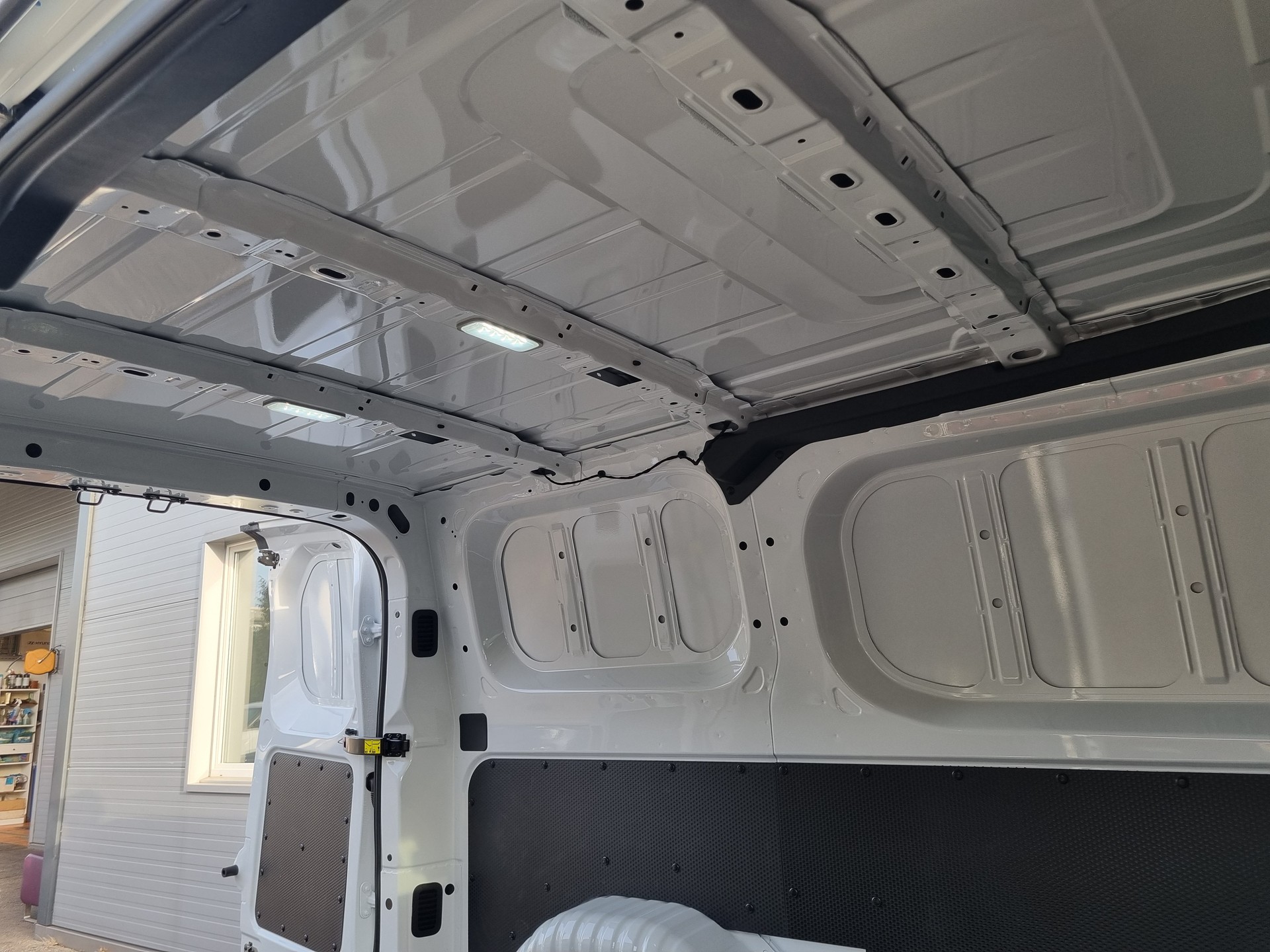 MAXUS Deliver 7 2.0D L1-image-9