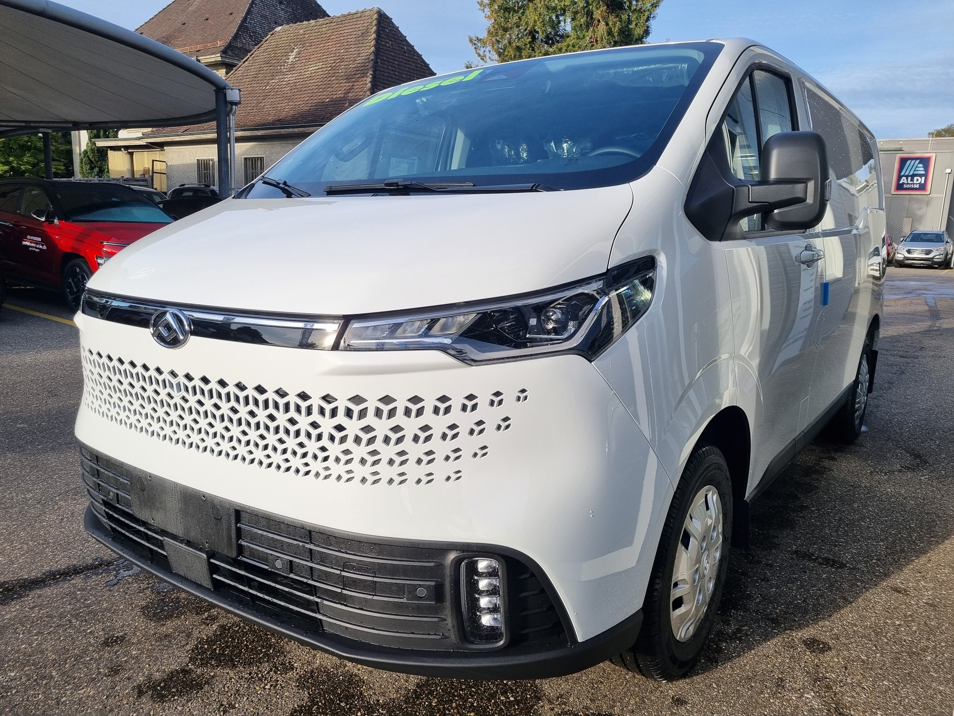 MAXUS Deliver 7 2.0D L1-image-2