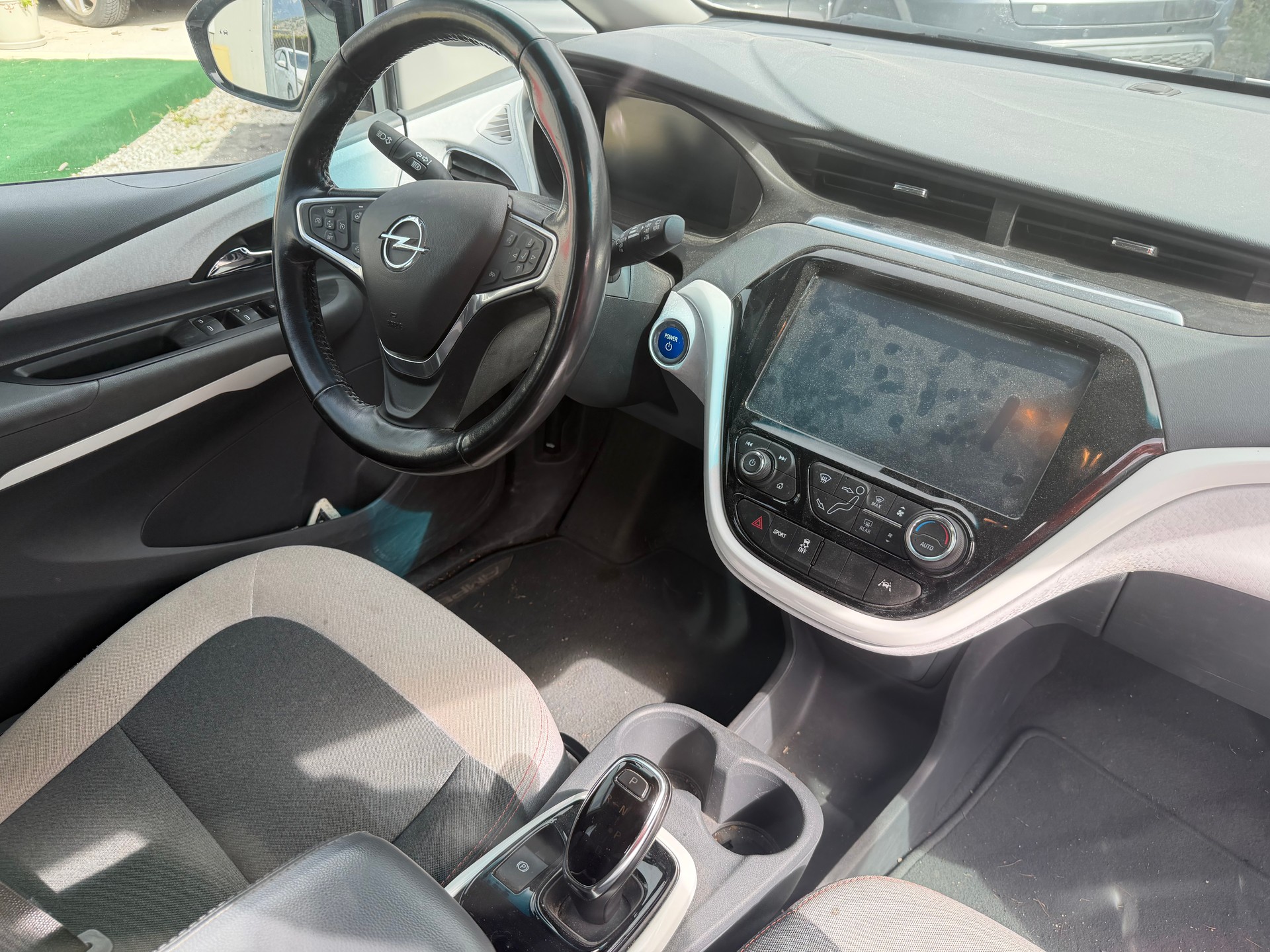 OPEL Ampera-e-image-6