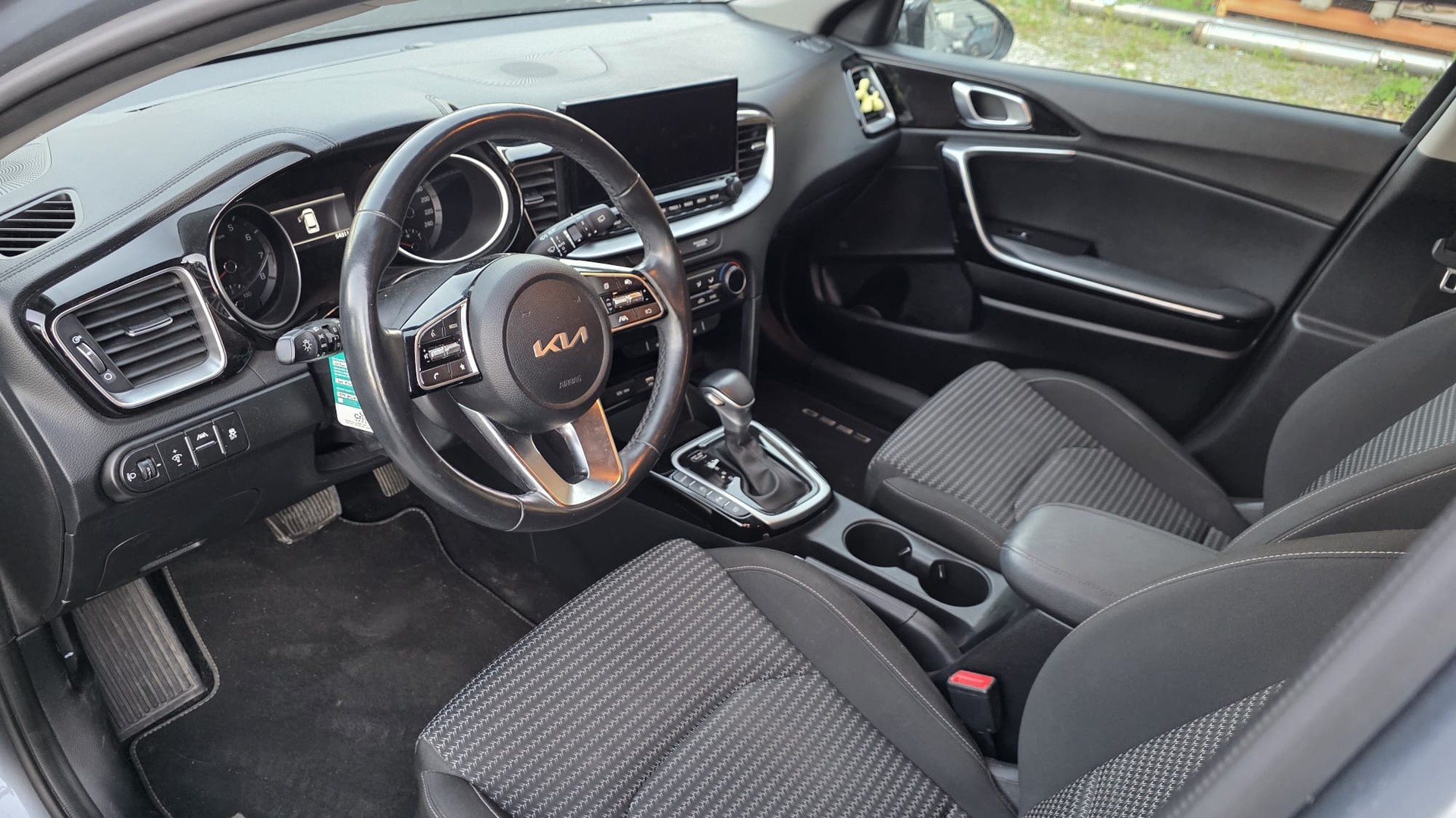 KIA Ceed Sportswagon 1.5 T-GDi MHEV GT-Line DCT-image-10