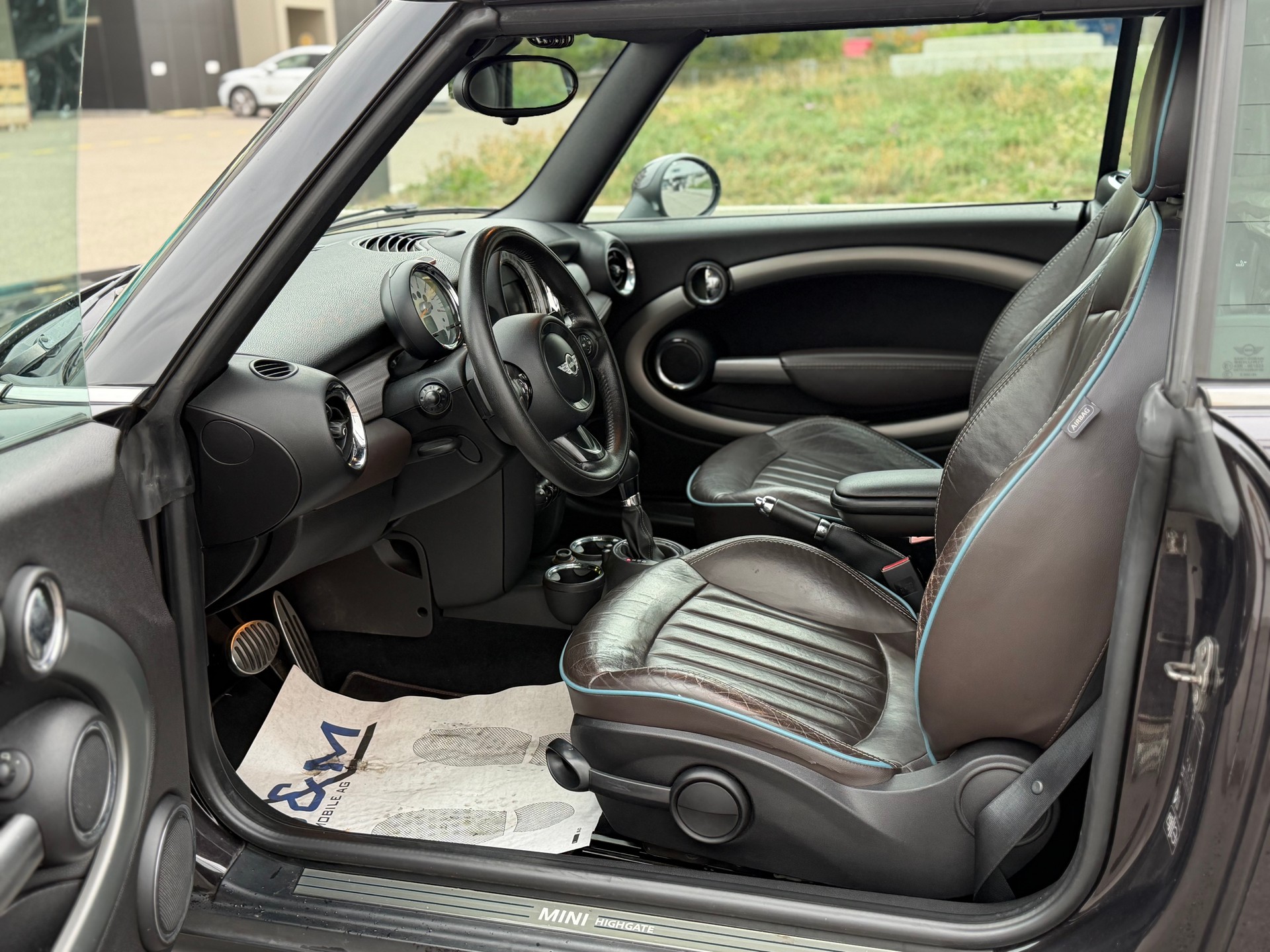 MINI Cooper S Cabriolet Steptronic-image-7