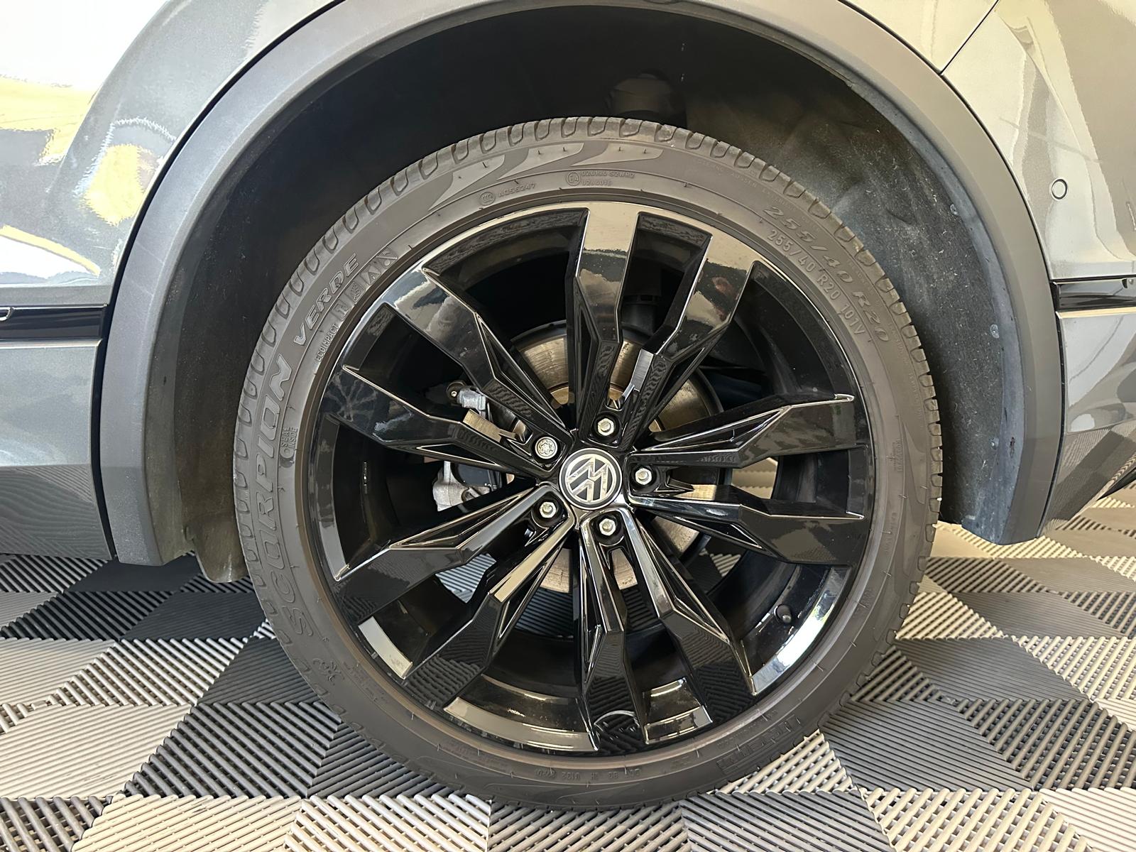 VW Tiguan 2.0TSI Highline 4Motion DSG-image-31