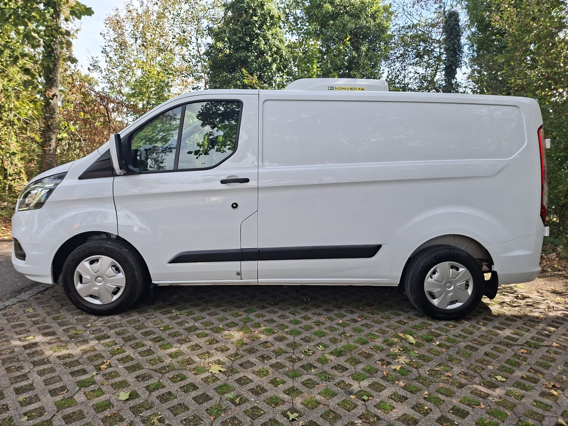 FORD Transit Custom Van 300 L1H1 Trend-image-6