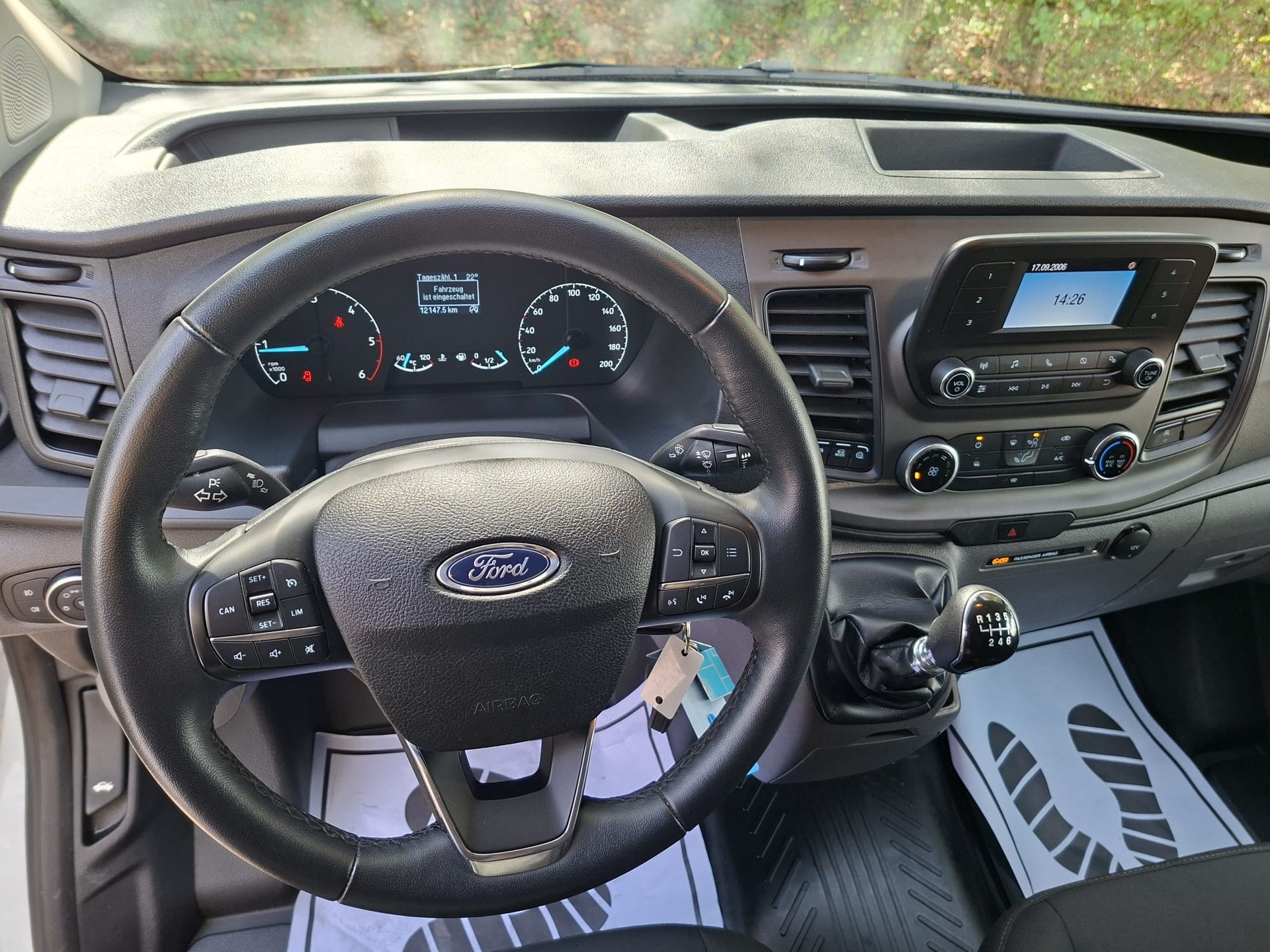 FORD Transit Custom Van 300 L1H1 Trend-image-14