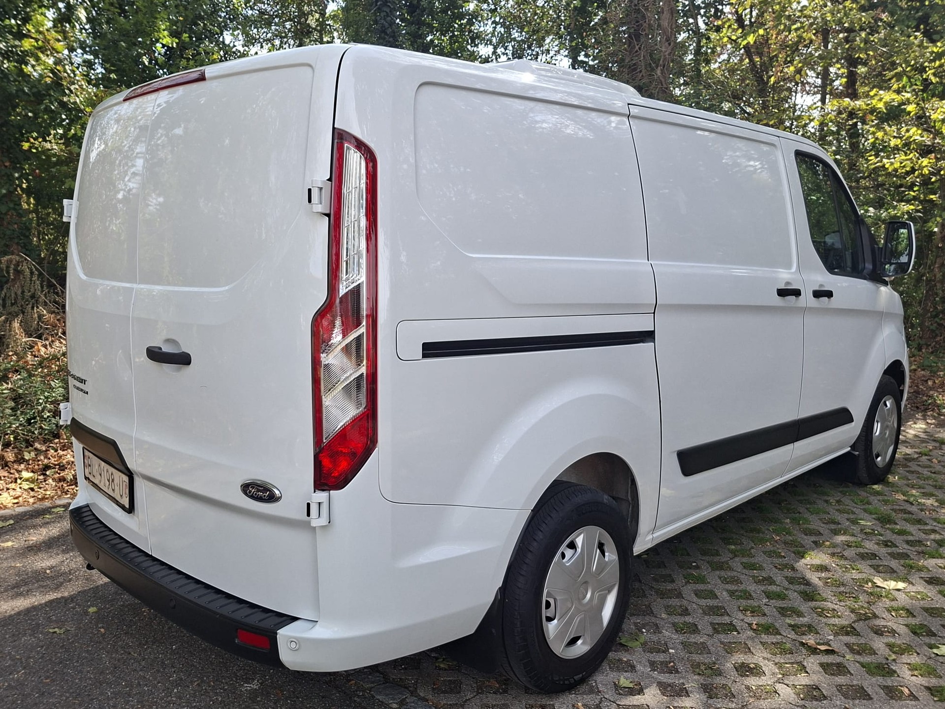 FORD Transit Custom Van 300 L1H1 Trend-image-4