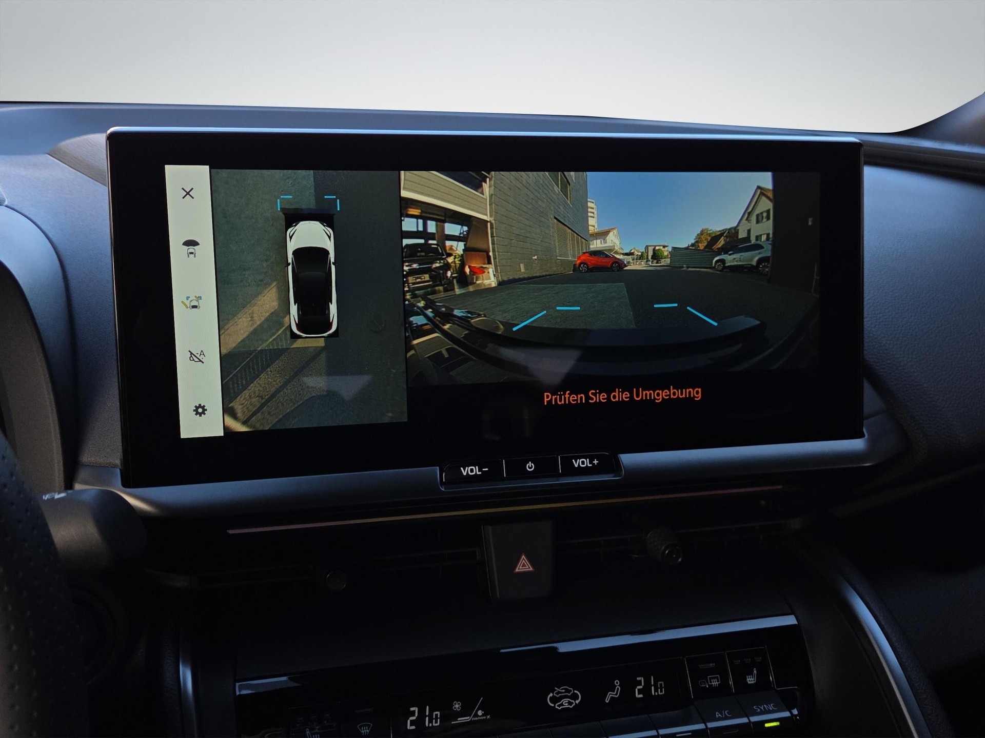 TOYOTA C-HR 2.0 HEV GR Sport 4x4-image-13