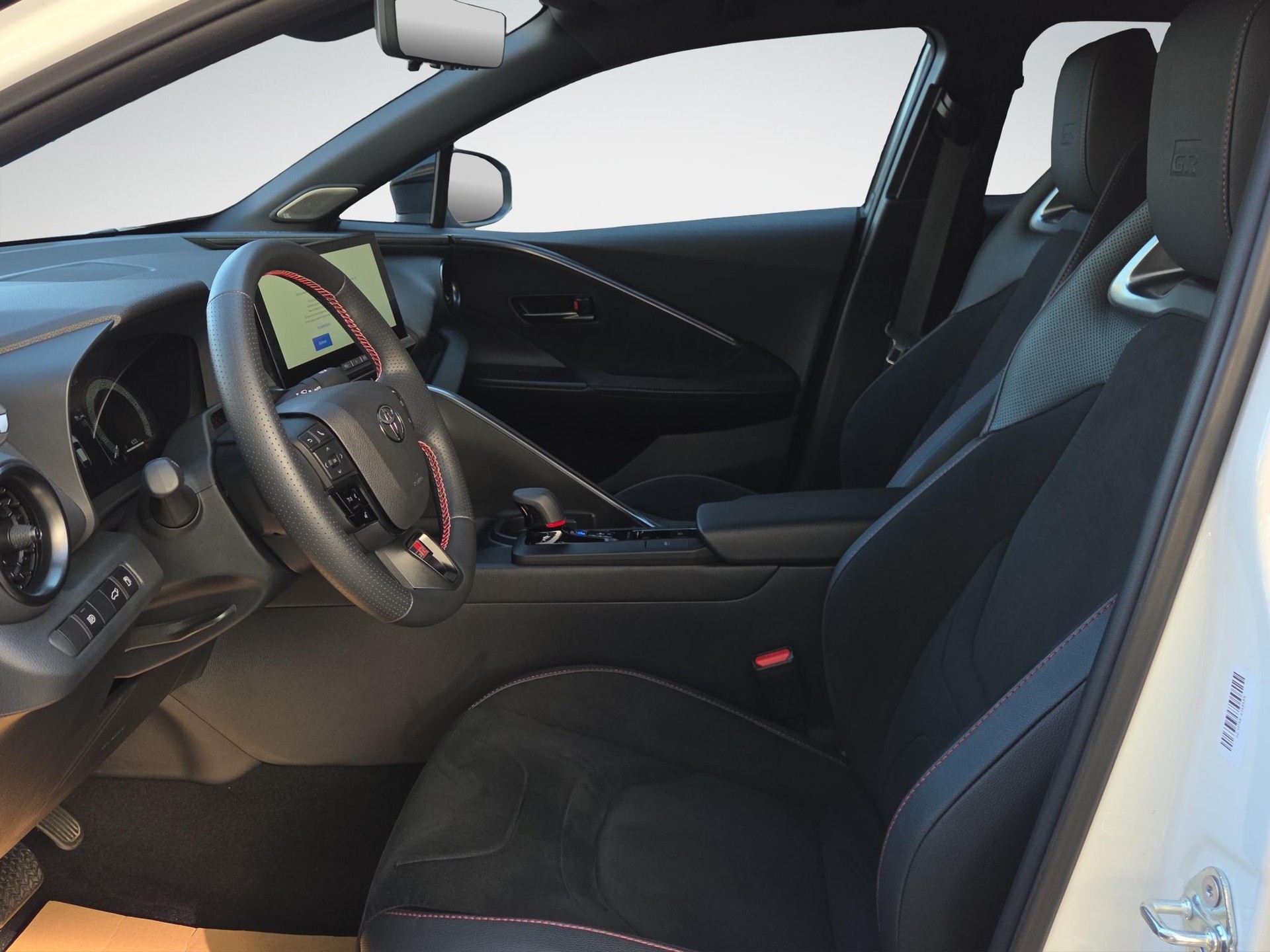 TOYOTA C-HR 2.0 HEV GR Sport 4x4-image-8