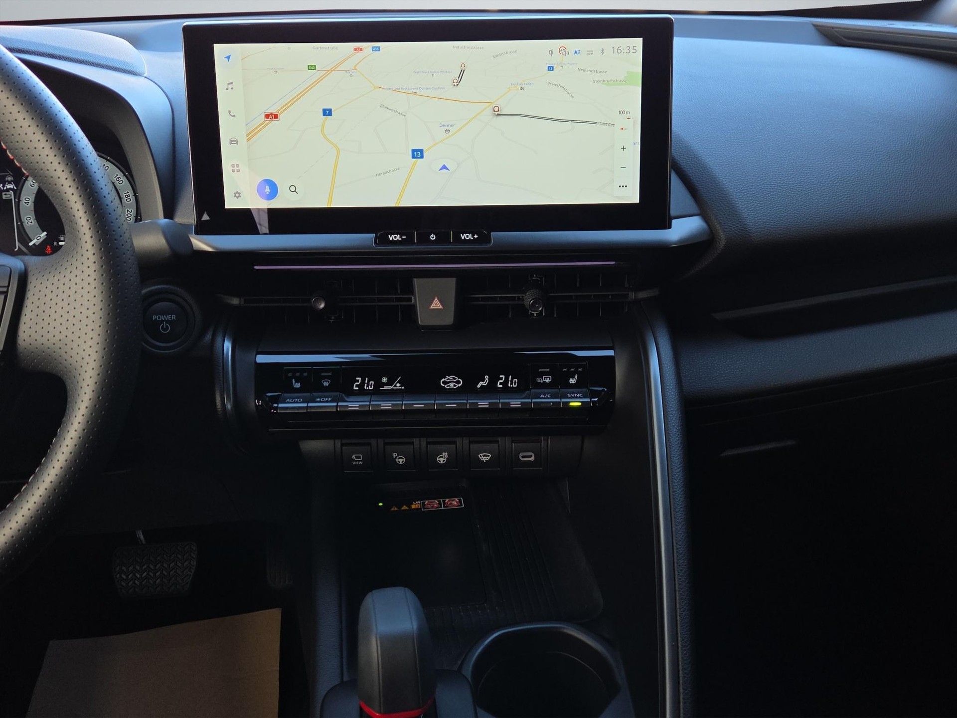 TOYOTA C-HR 2.0 HEV GR Sport 4x4-image-12