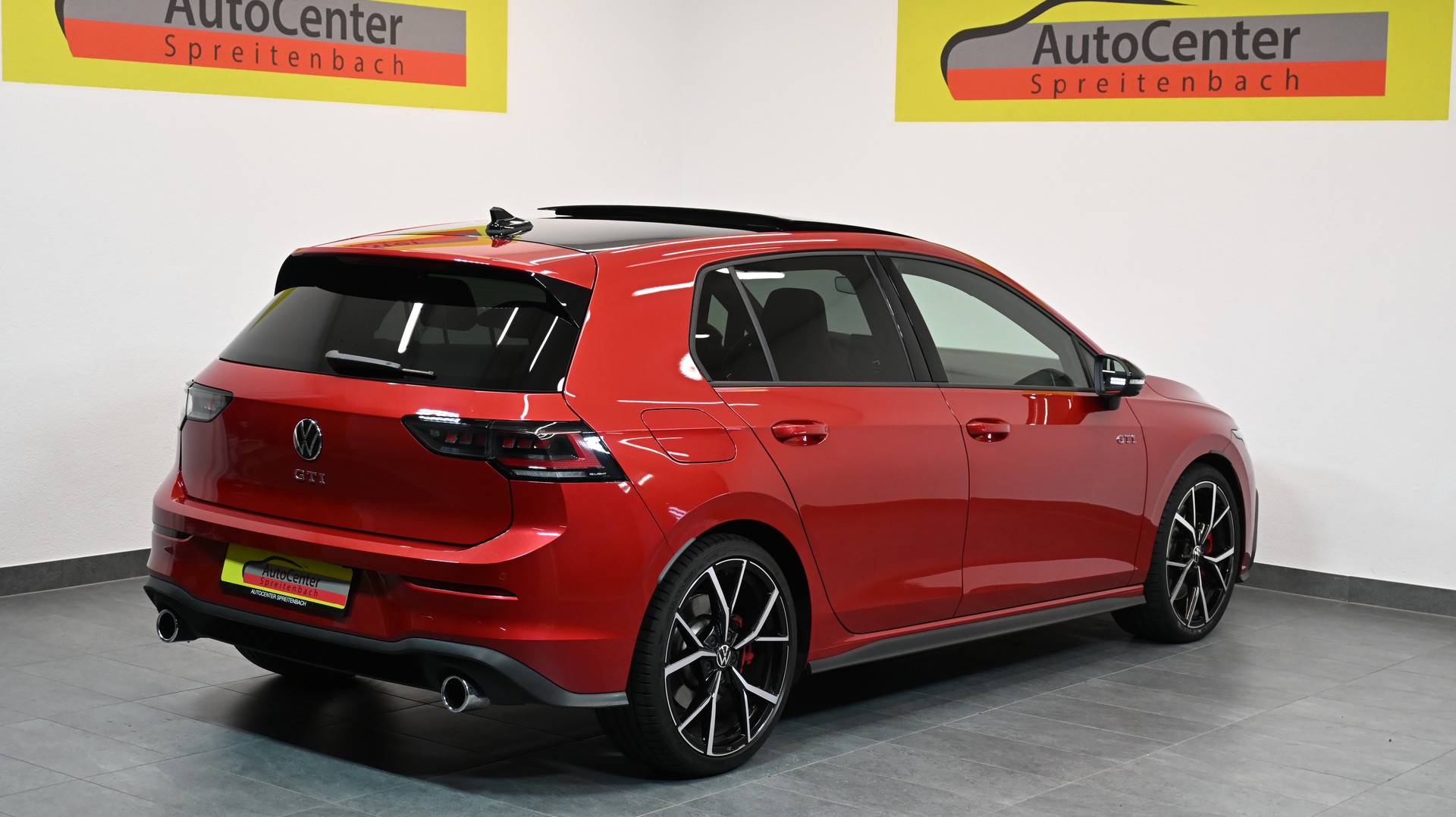 VW Golf 2.0 TSI GTI DSG-image-12