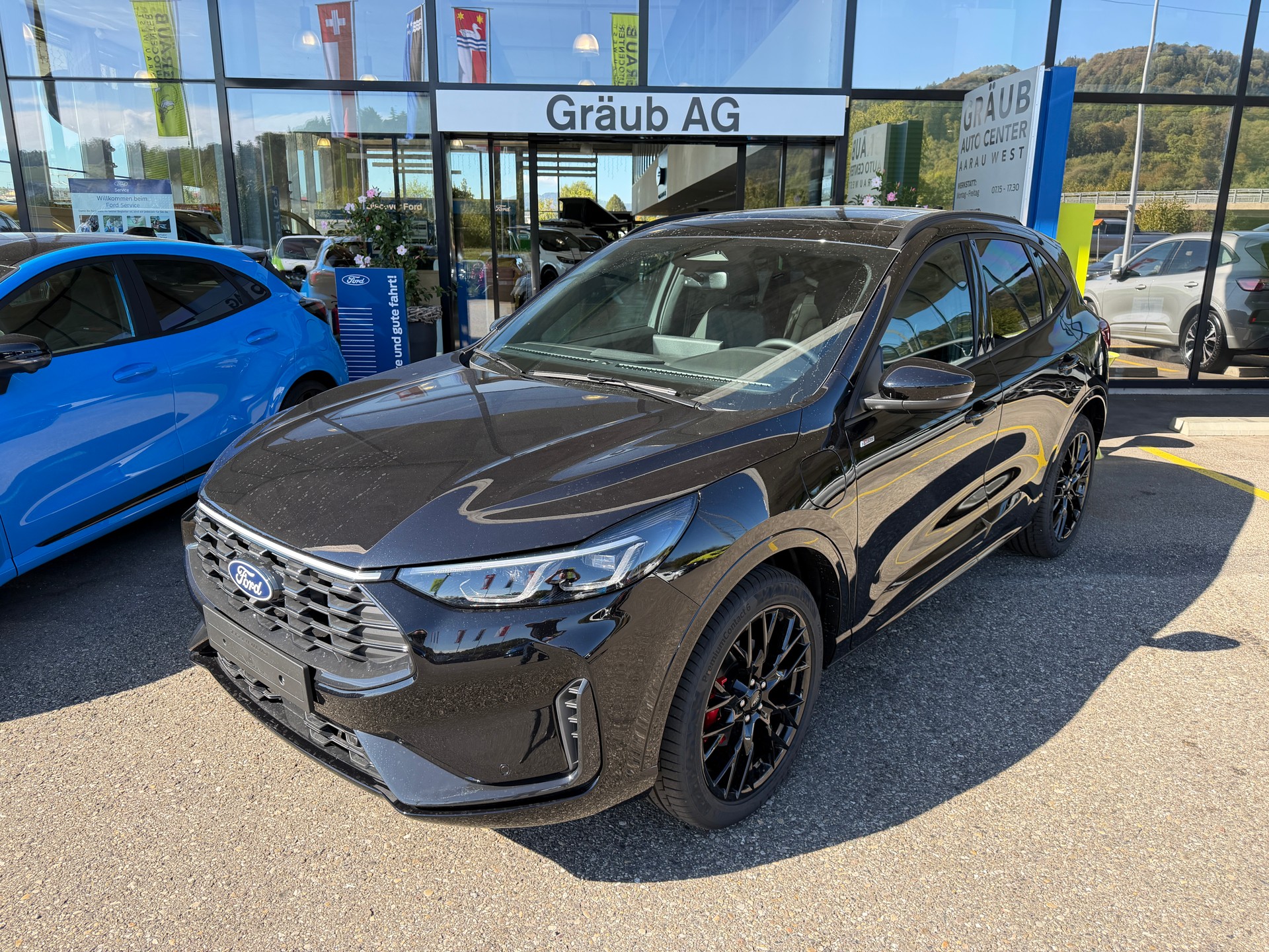 FORD Kuga 2.5 PHEV ST-Line X FWD Sondermodell Black Edition C26PC29-image-2
