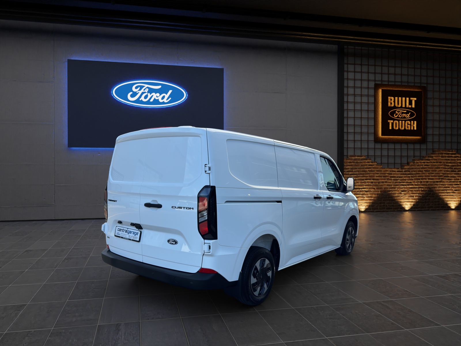 FORD Transit Custom Van 320 L1 2.5 Duratec 233PS Trend PHEV-image-3