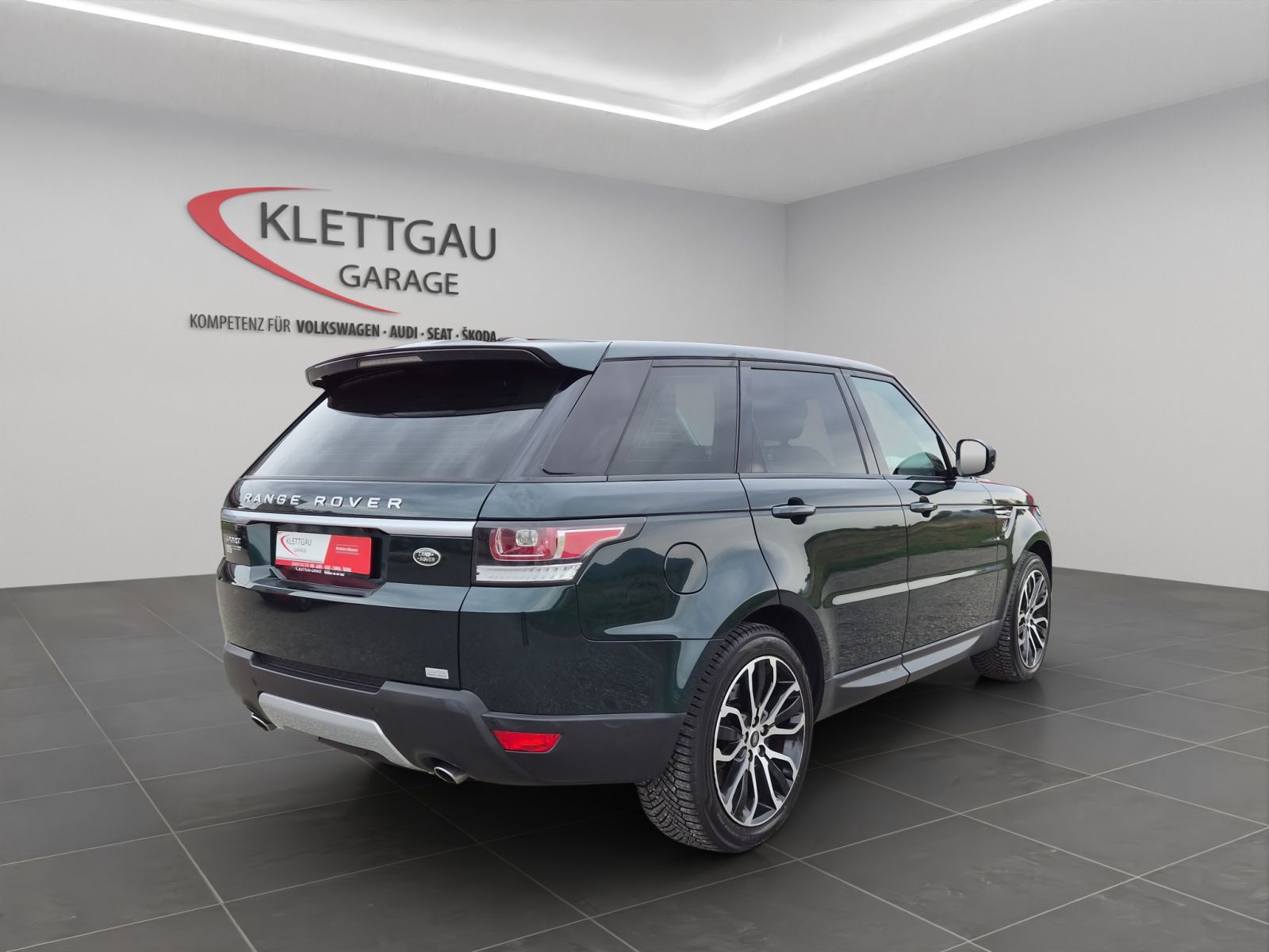 LAND ROVER Range Rover Sport 3.0 SDV6 HEV HSE-image-4