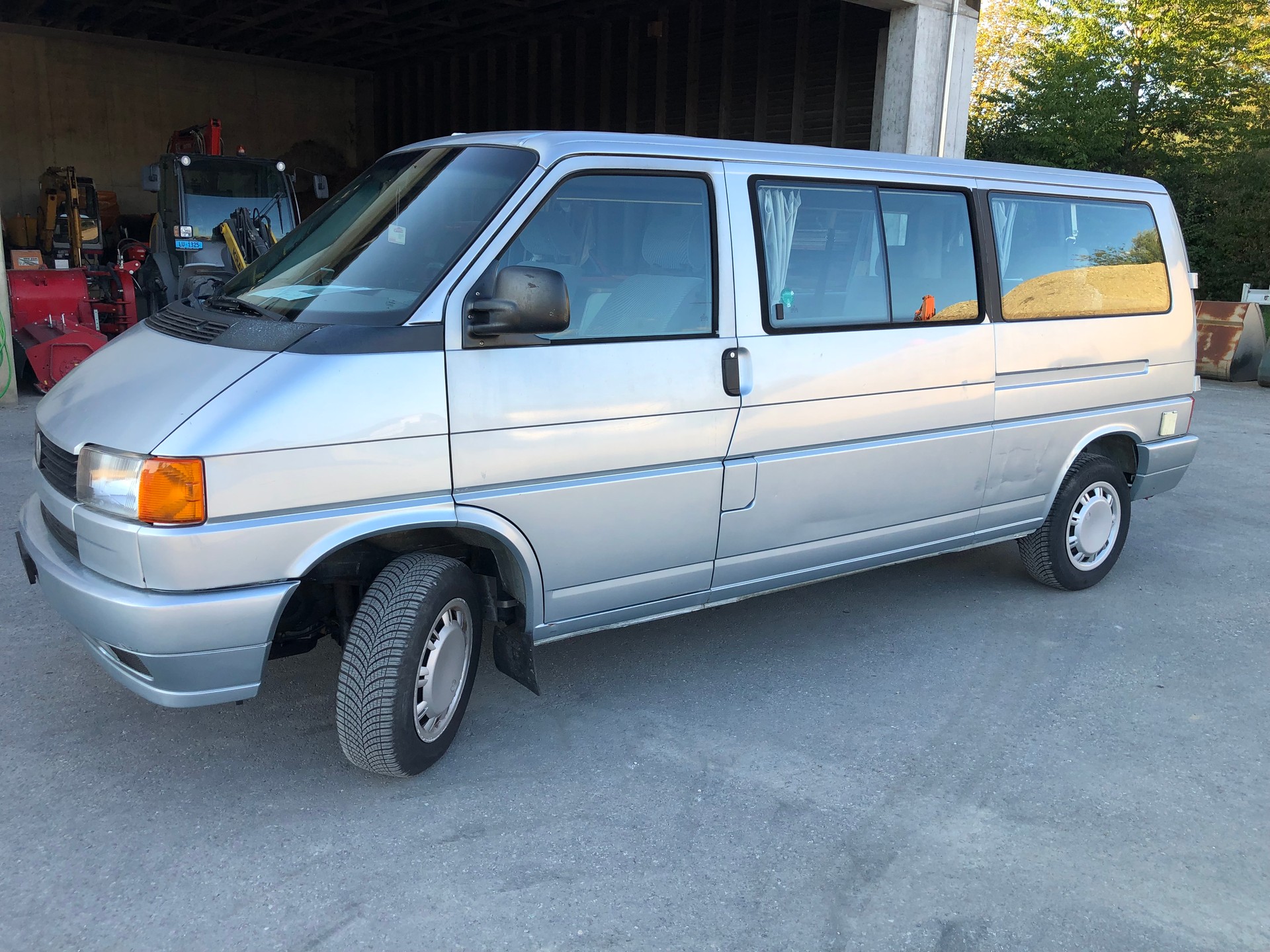 VW T4 Caravelle 2.5-image-1