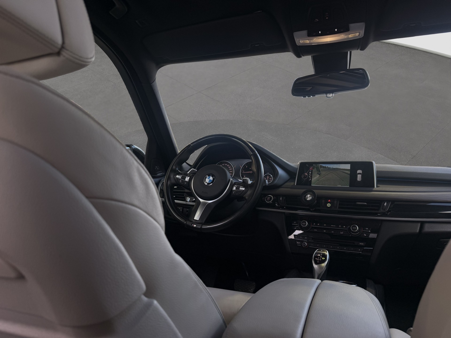 BMW X5 xDrive M50d Steptronic-image-8