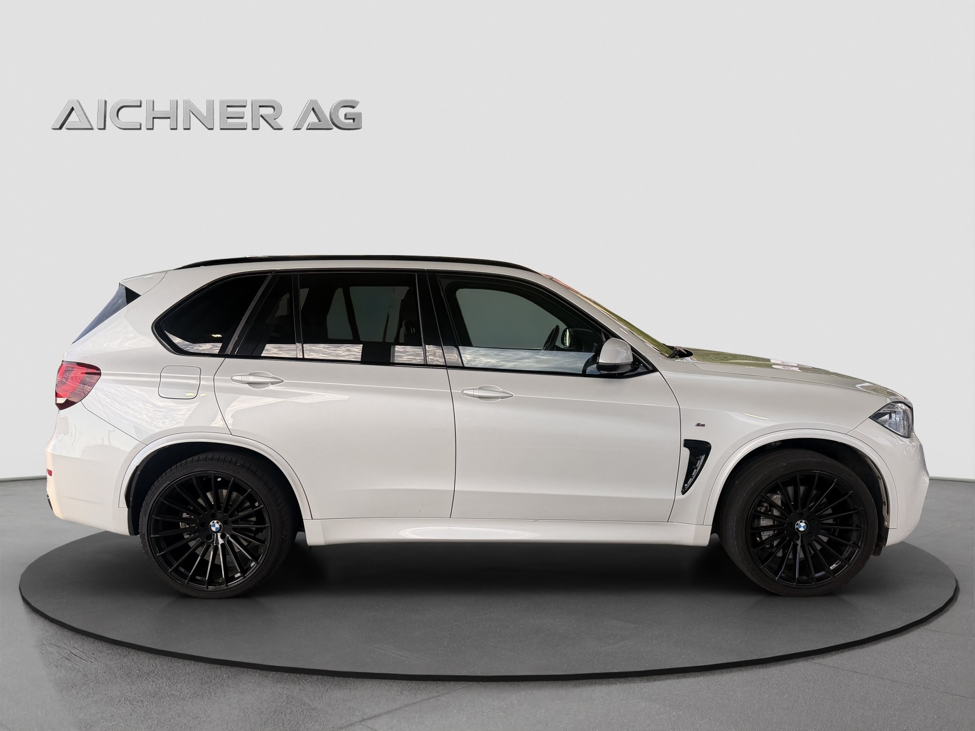 BMW X5 xDrive M50d Steptronic-image-4