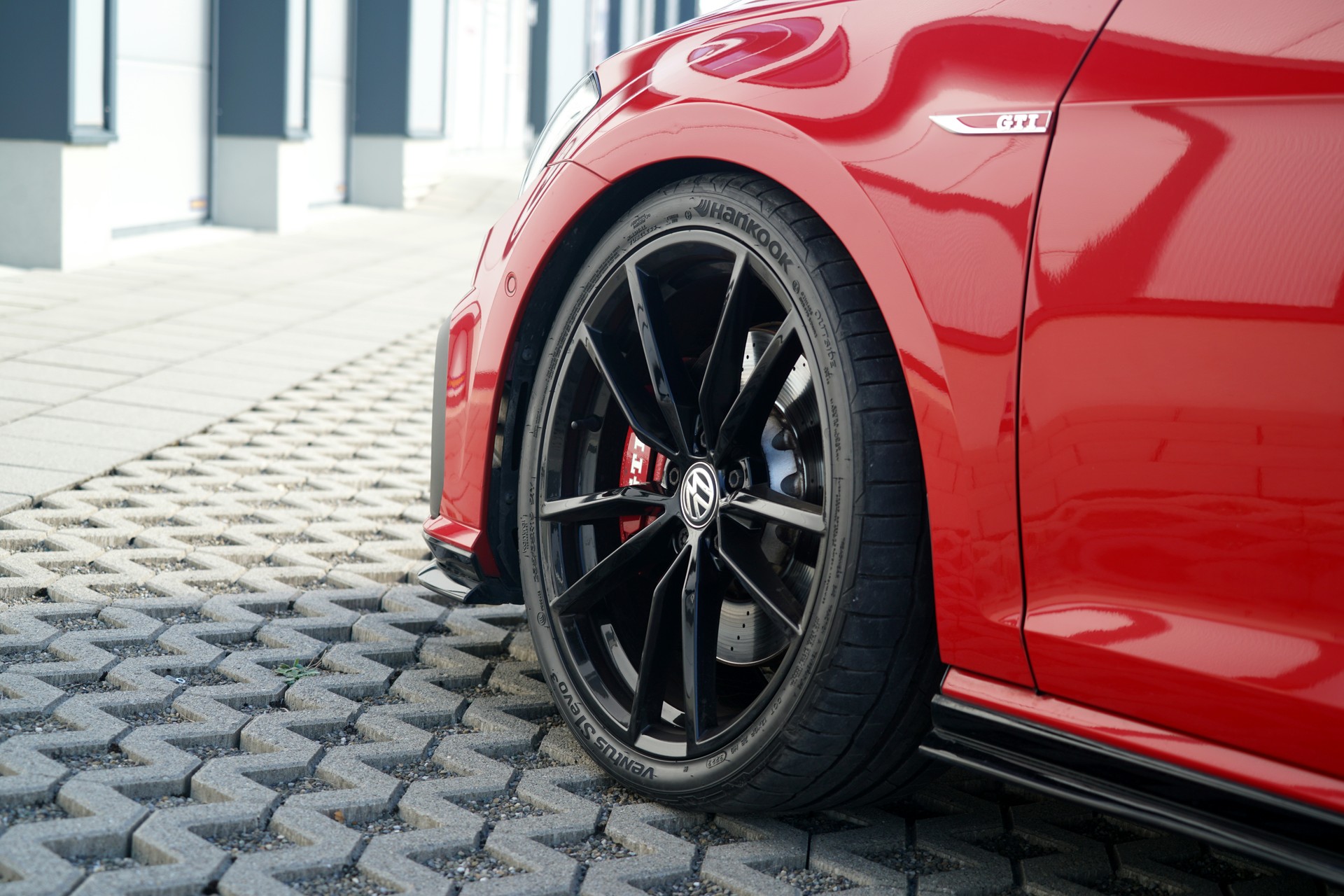 VW Golf 2.0 TSI GTI TCR DSG (CH)-image-19