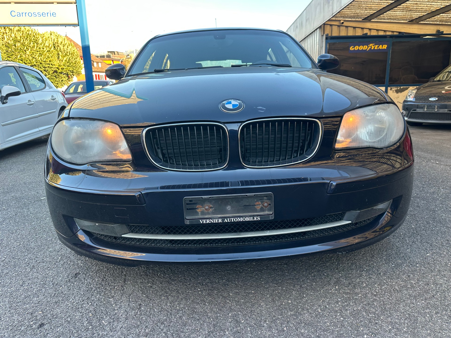 BMW 120i Steptronic-image-6