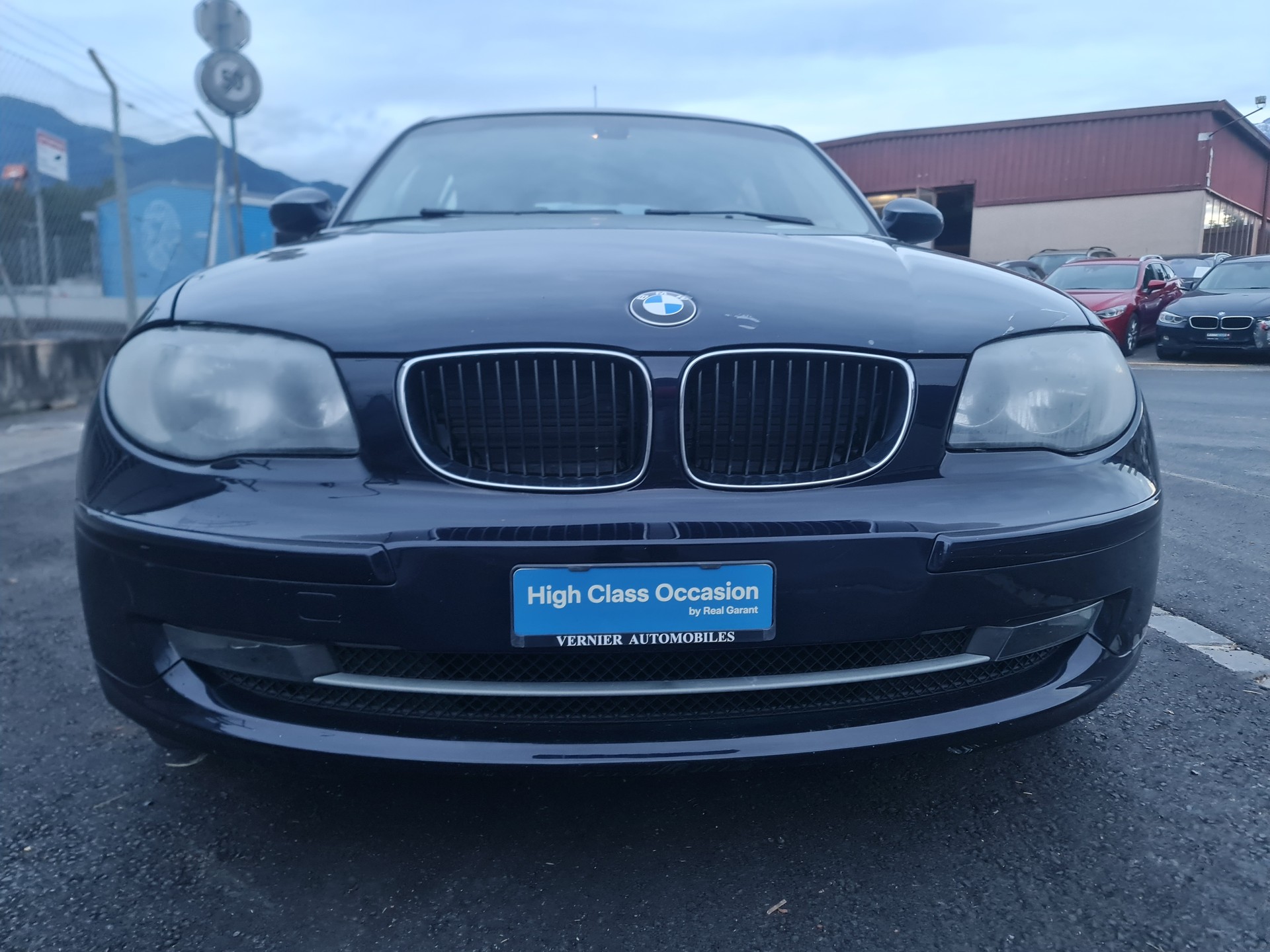 BMW 120i Steptronic-image-4