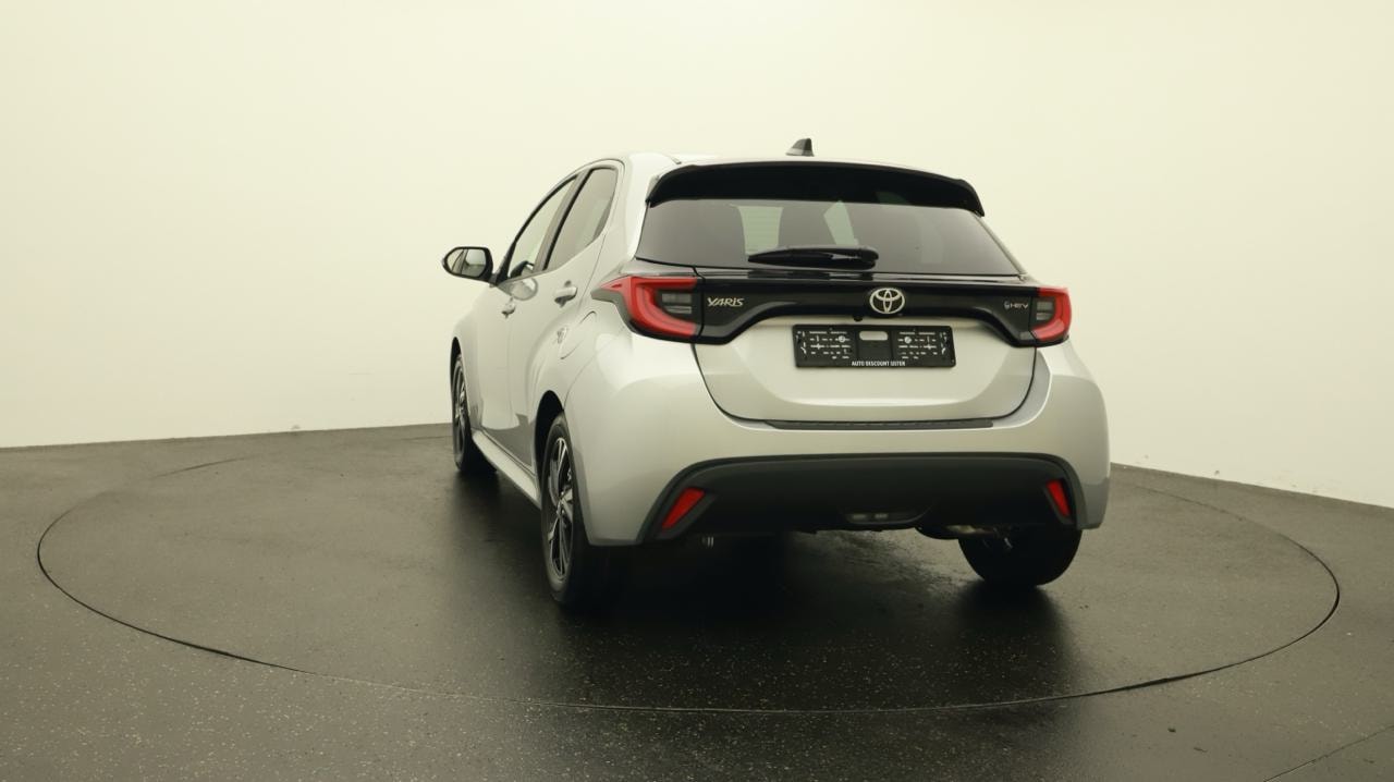 TOYOTA Yaris 1.5 Sport e-CVT-image-3