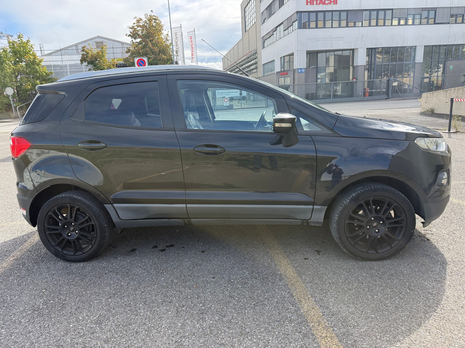FORD EcoSport 1.0 SCTi Titanium-image-8