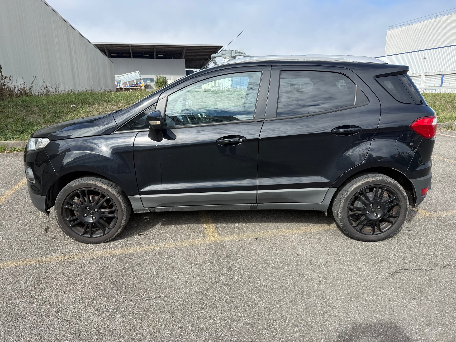 FORD EcoSport 1.0 SCTi Titanium-image-7
