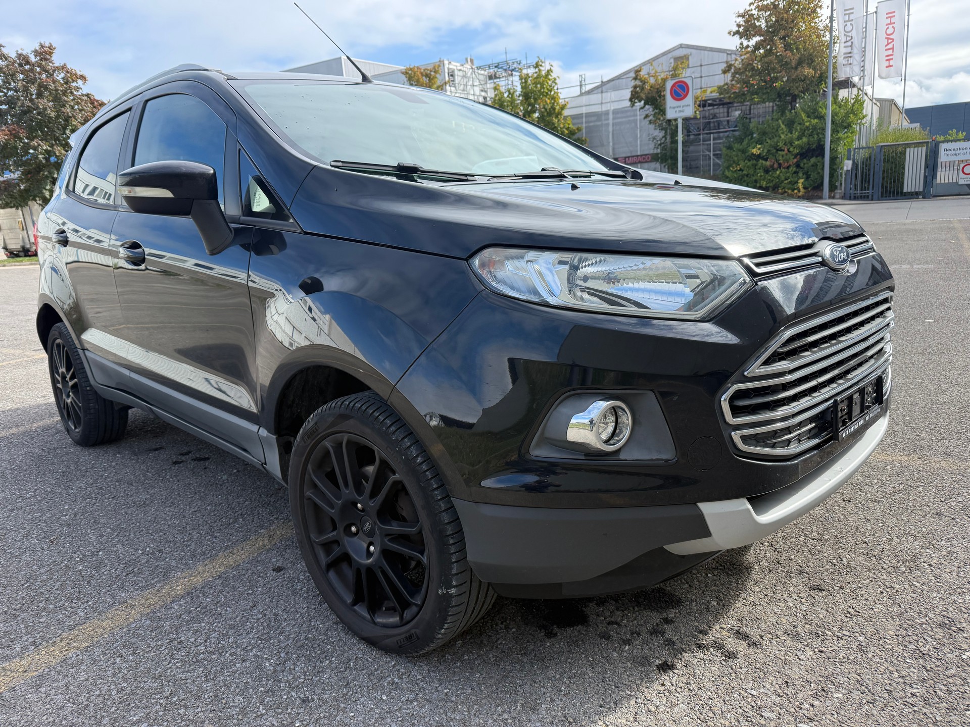 FORD EcoSport 1.0 SCTi Titanium-image-2