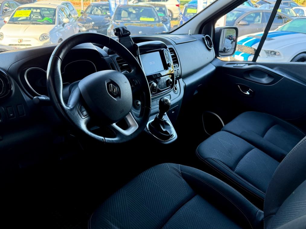 RENAULT Trafic ENERGY dCi 145 Grand Spaceclass-image-3